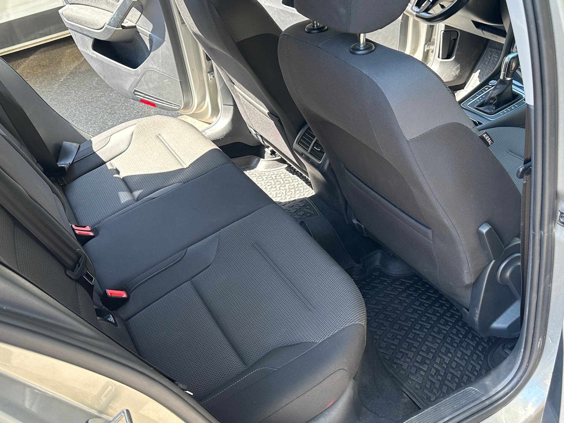 VW Golf Variant 1.4 TSI Comfortline-image-9