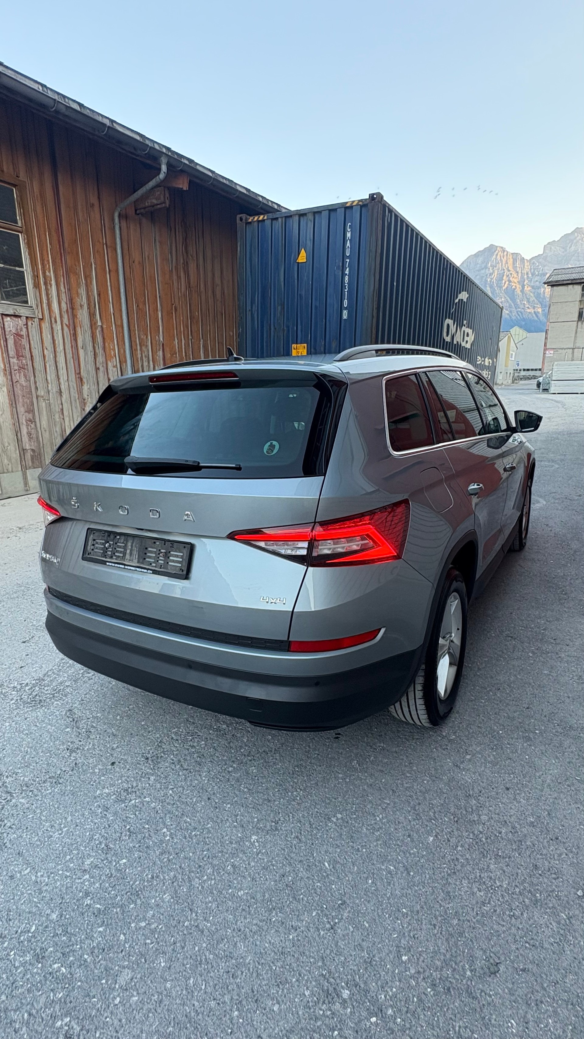 SKODA Kodiaq 2.0 TDI CR Ambition 4x4 DSG-image-3