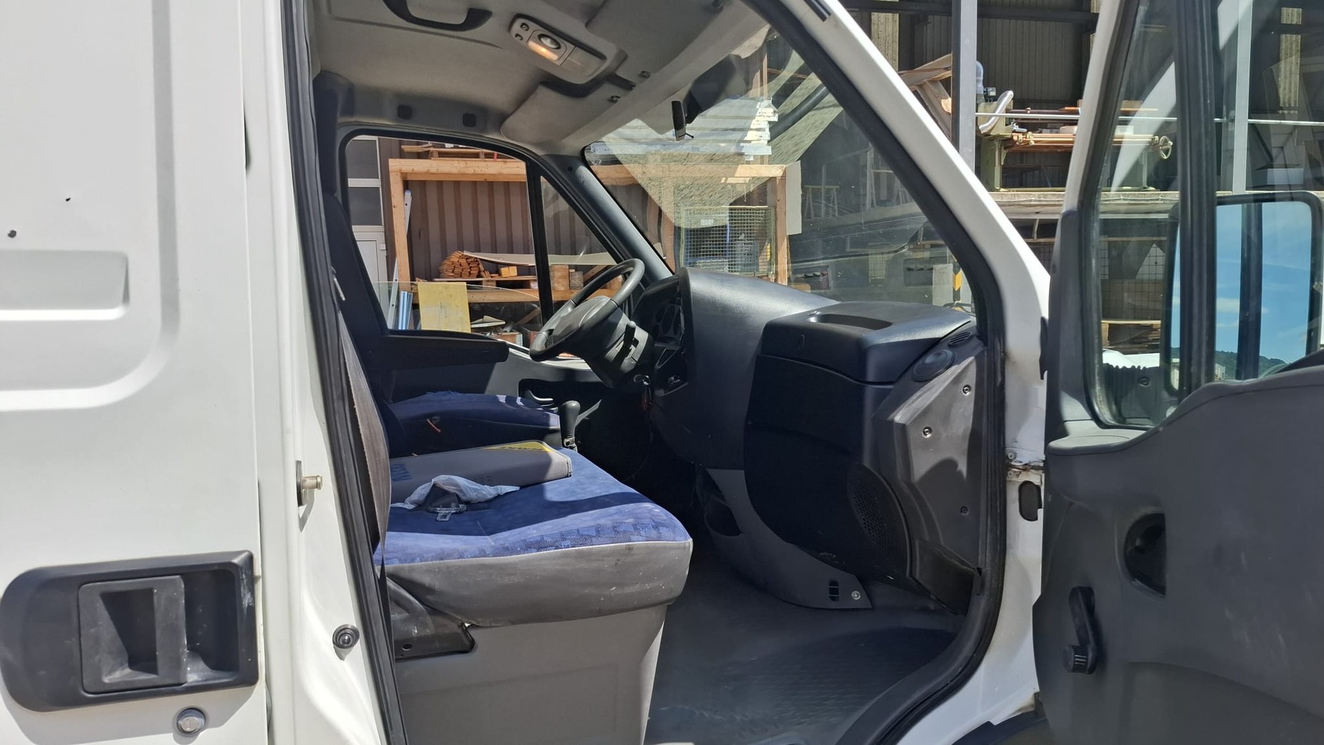 IVECO 29L10VL Agile ALJA42D2B1-image-11