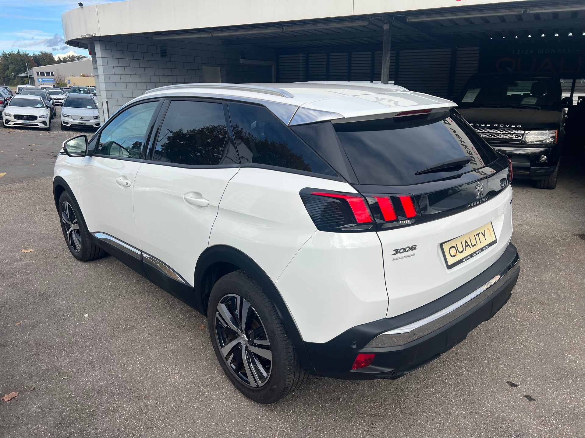 PEUGEOT 3008 1.2 PureTech-image-5