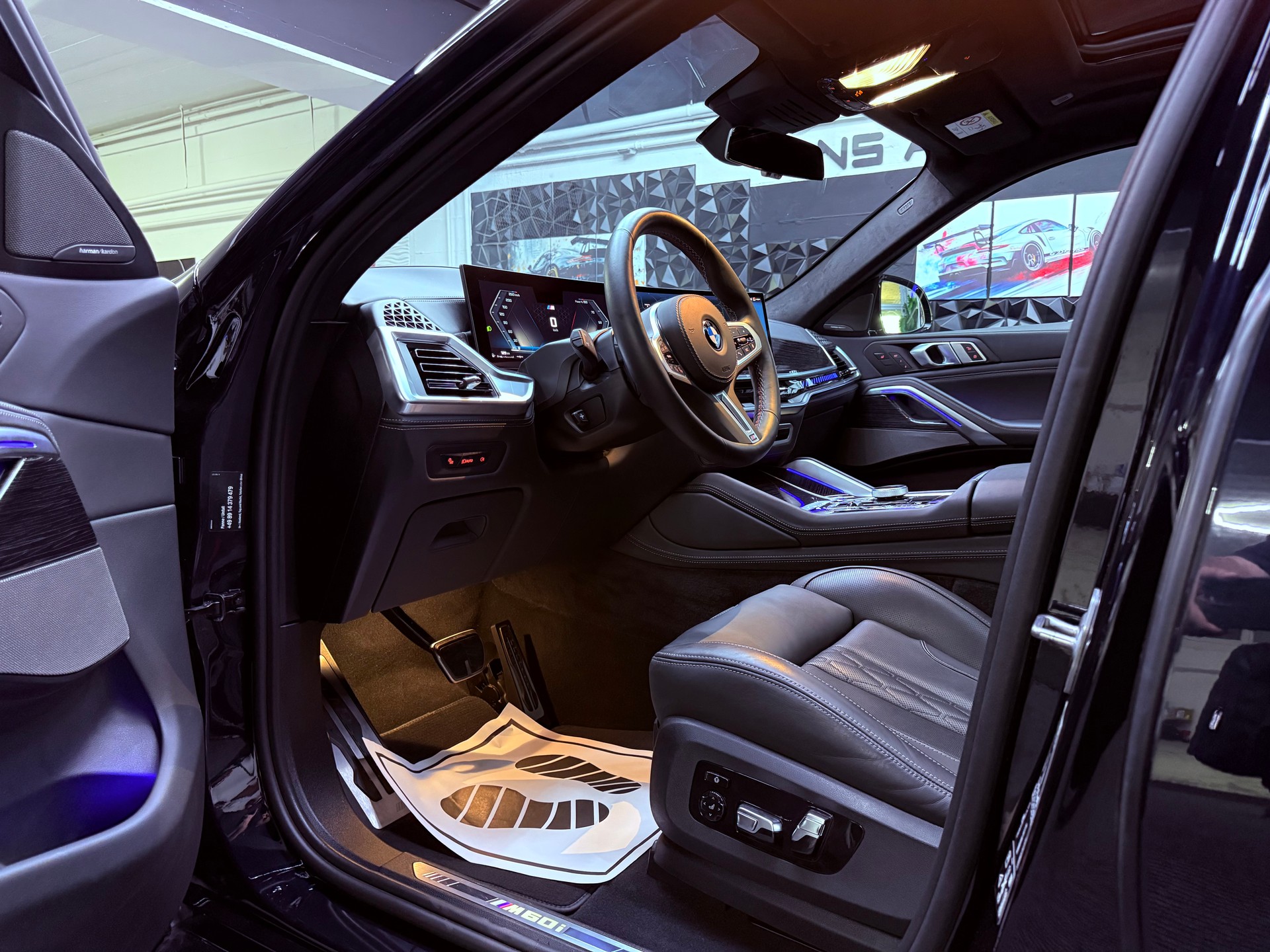 BMW X6 xDrive 48V M60i M Sport Pro Steptronic-image-11