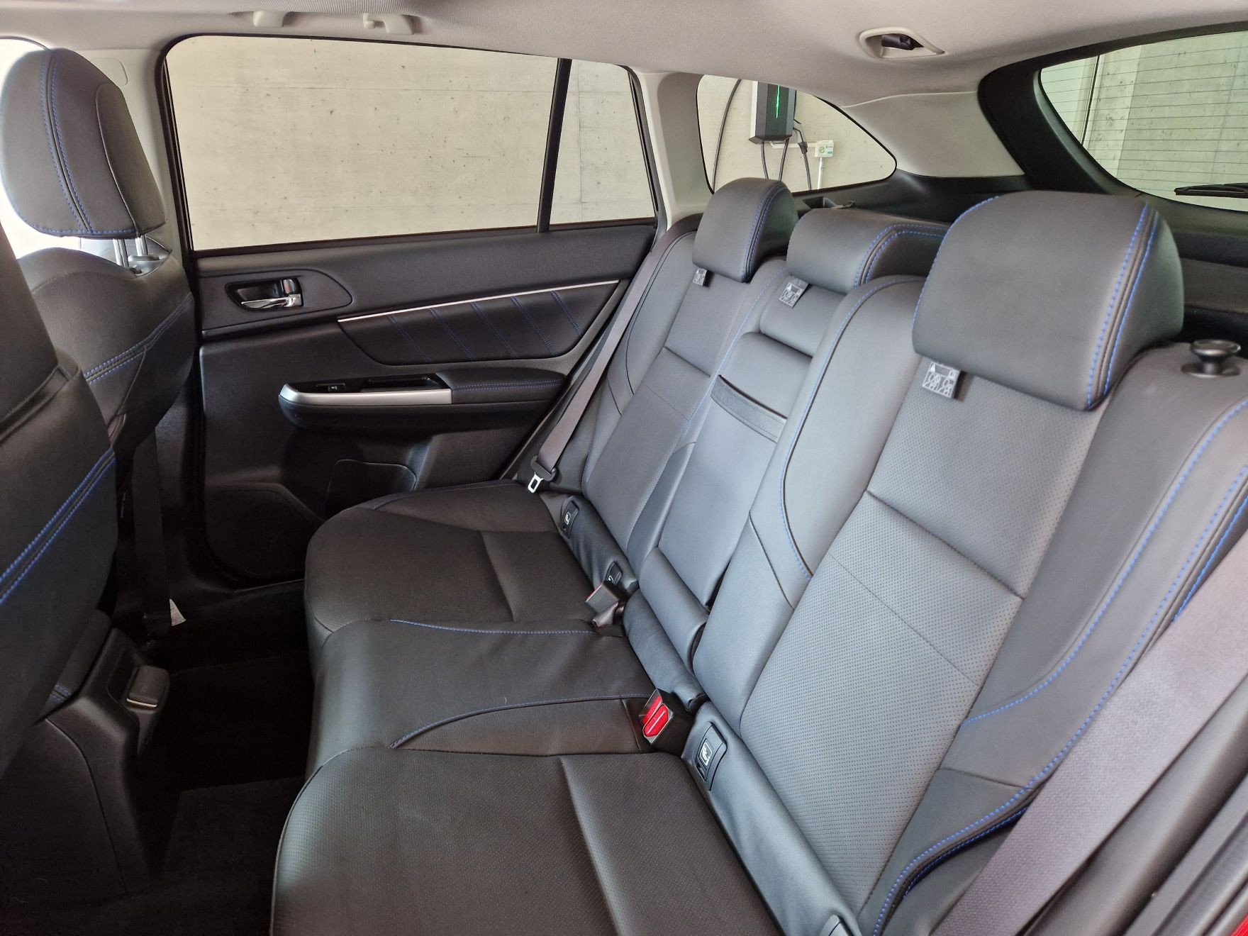 SUBARU Levorg 1.6DIT Luxury AWD Lineartronic-image-8