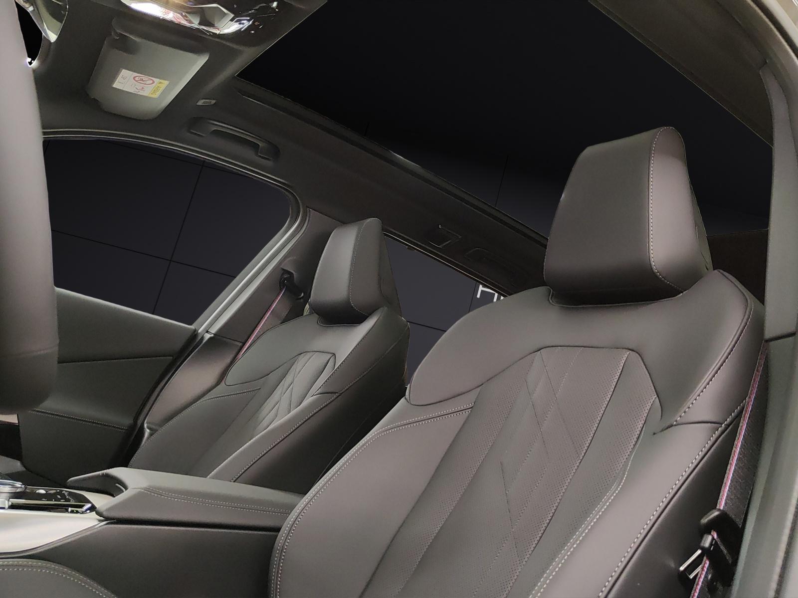 BMW X3 M50i-image-15