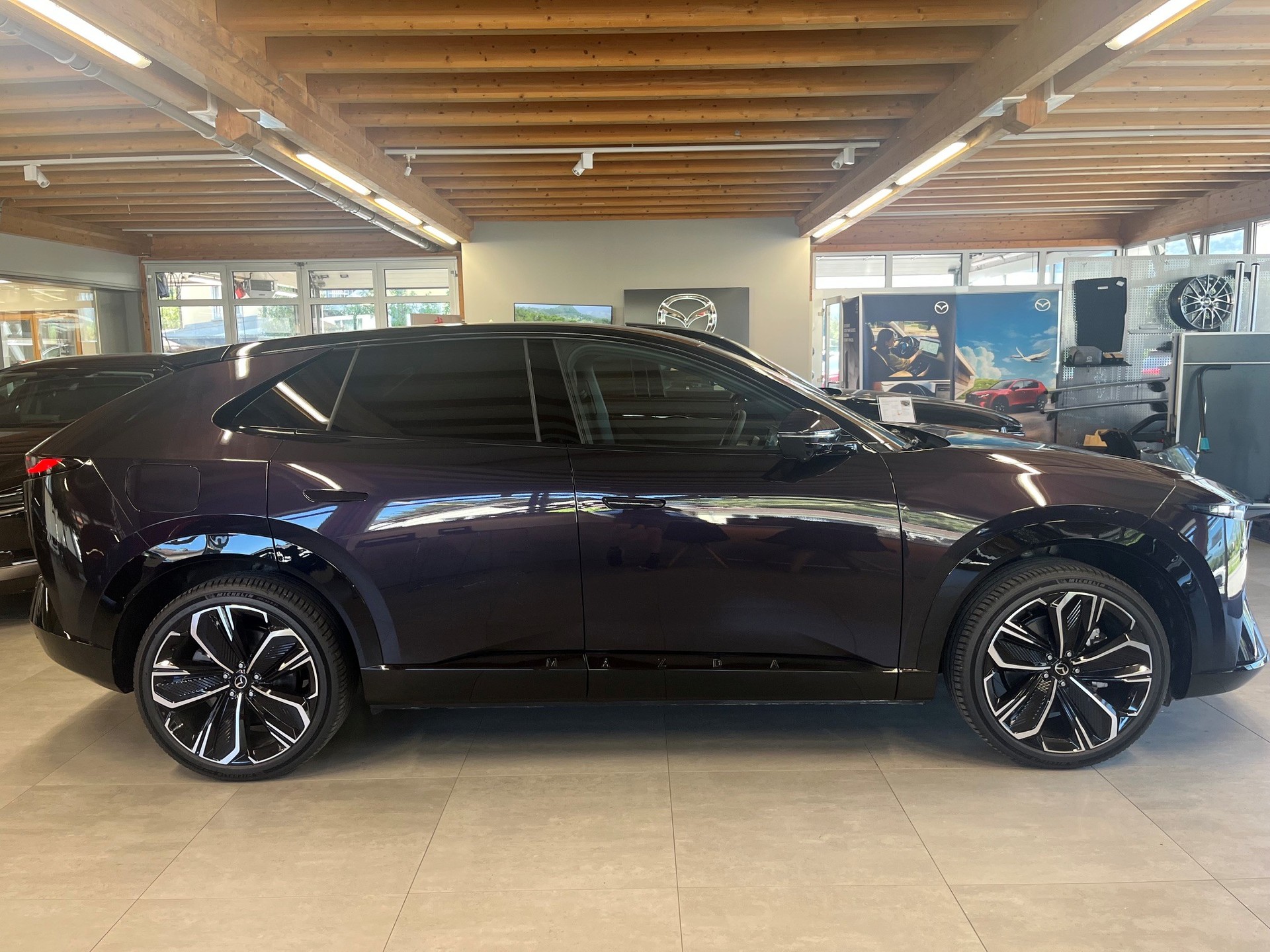 MAZDA Takumi BK 21"-image-3