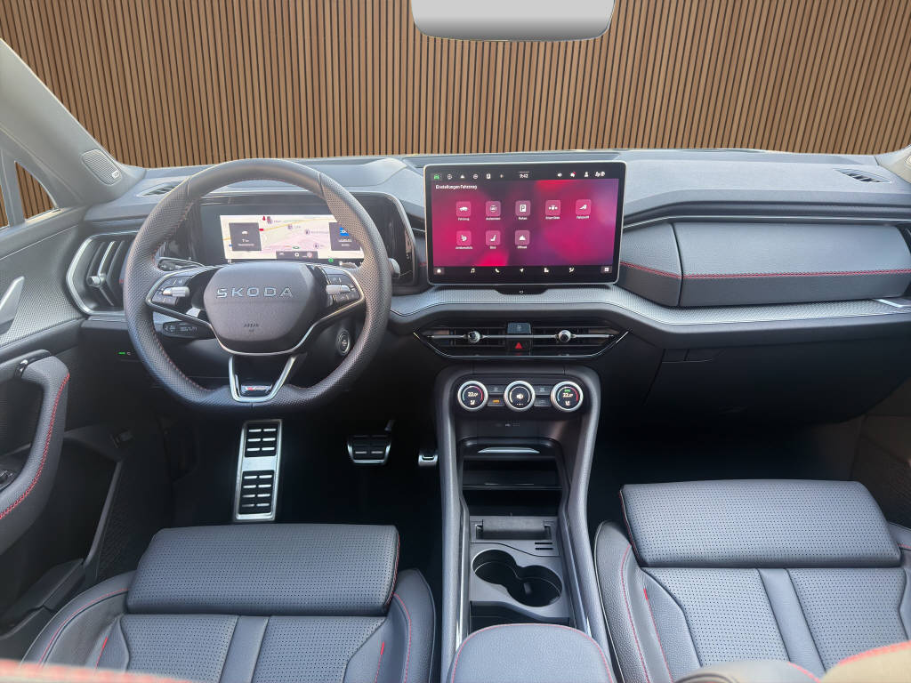 SKODA Kodiaq 2.0 TSI RS-image-16