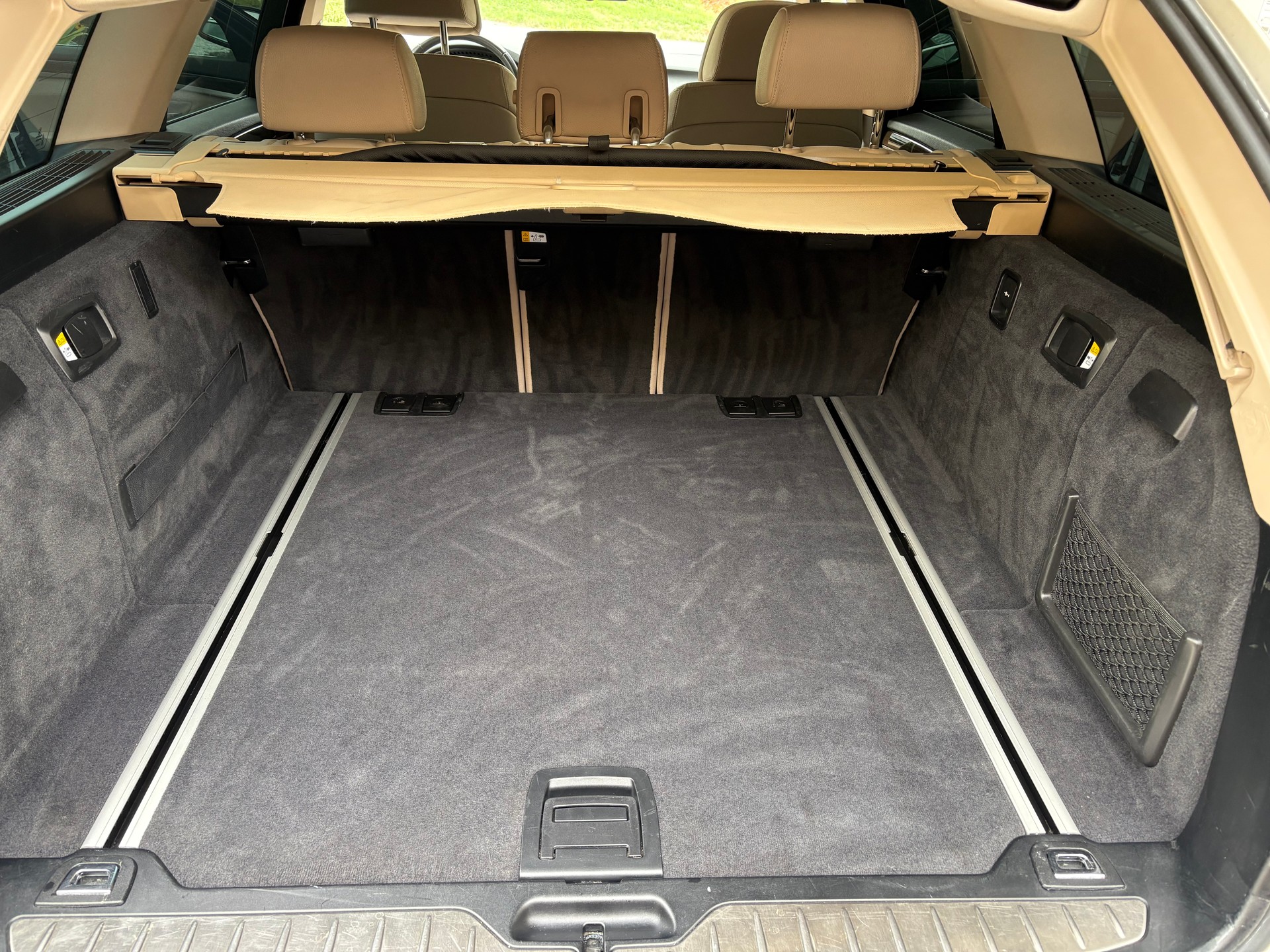 BMW 528i xDrive-image-4