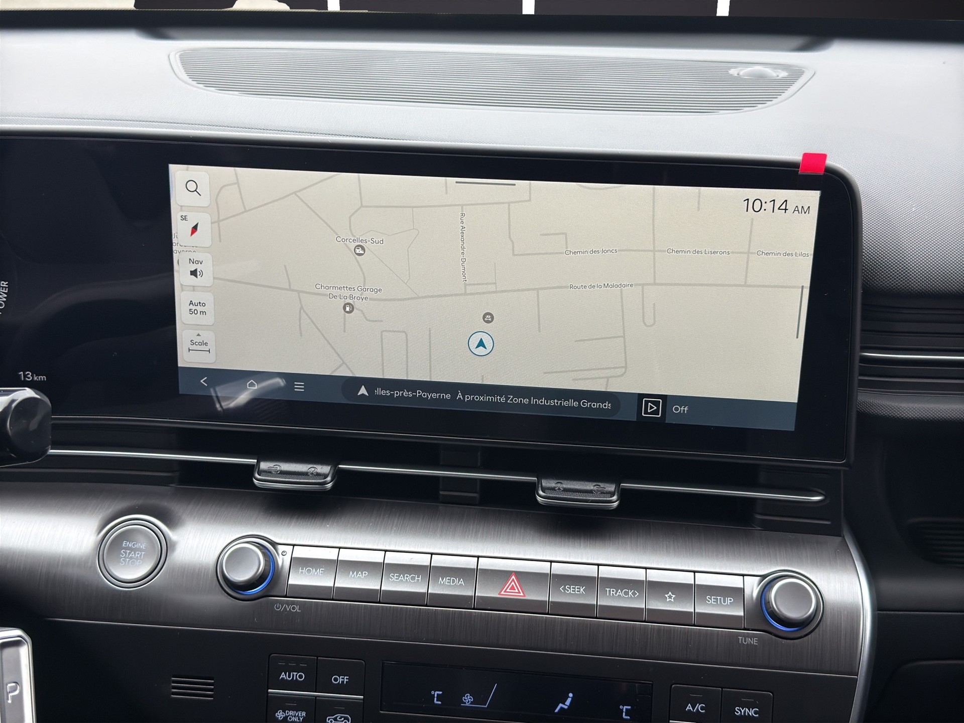 HYUNDAI Kona 1.6 GDi HEV Amplia DCT-image-11