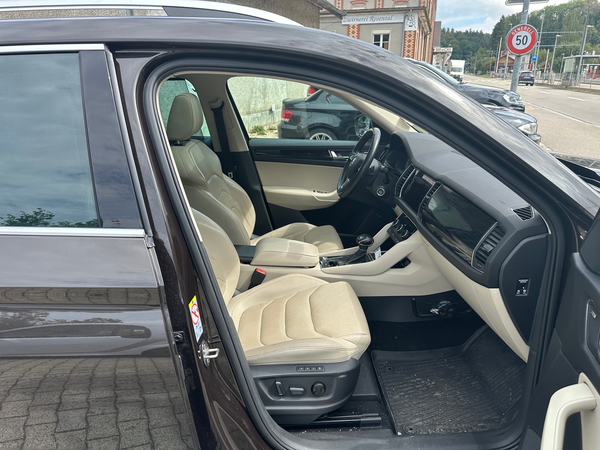 SKODA Kodiaq 2.0 TSI Scout DSG 4x4-image-15
