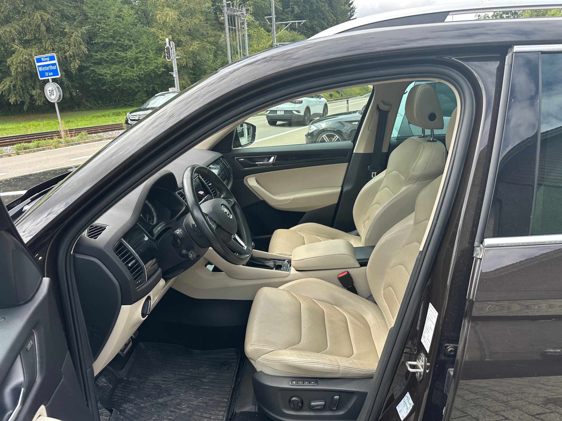 SKODA Kodiaq 2.0 TSI Scout DSG 4x4-image-12
