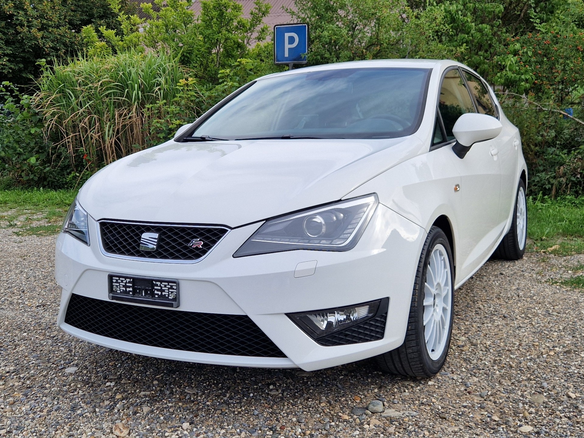 SEAT 1.2 TSI FR DSG-image-0