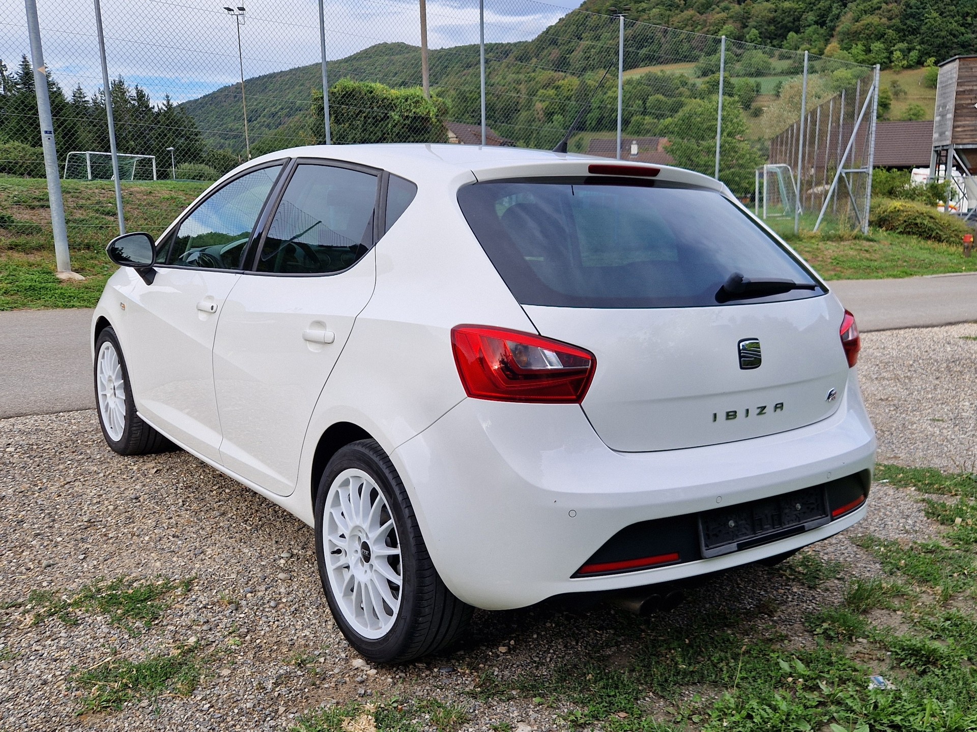 SEAT 1.2 TSI FR DSG-image-3