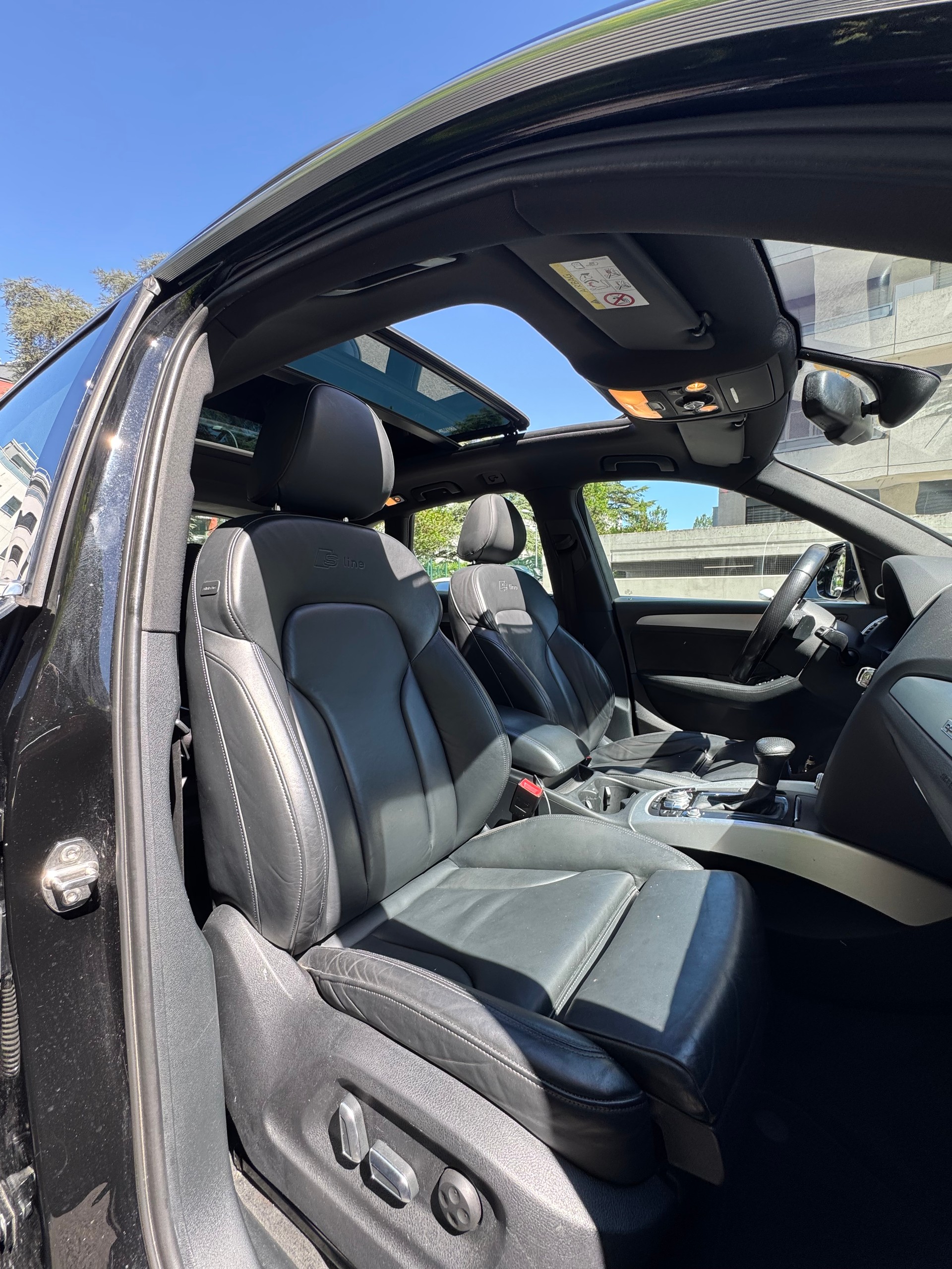 AUDI Q5 2.0 TDI quattro S-LINE S-tronic-image-8