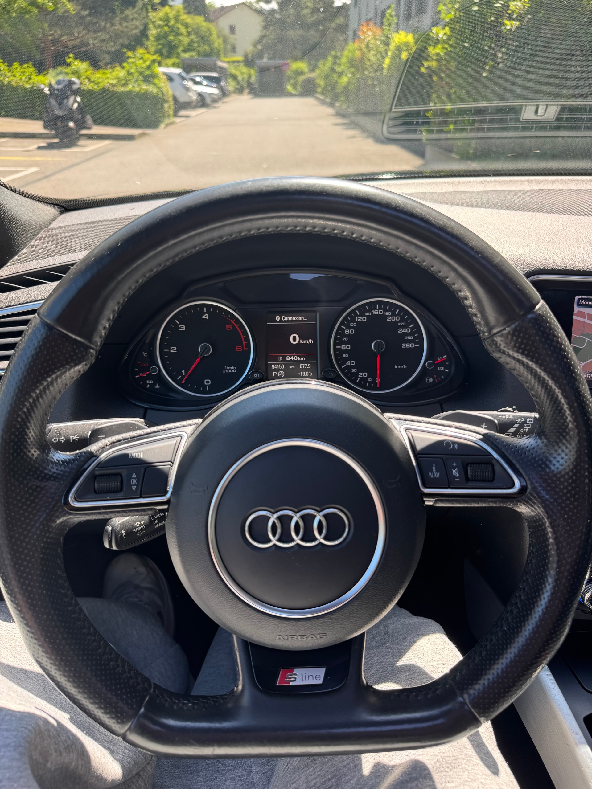 AUDI Q5 2.0 TDI quattro S-LINE S-tronic-image-11