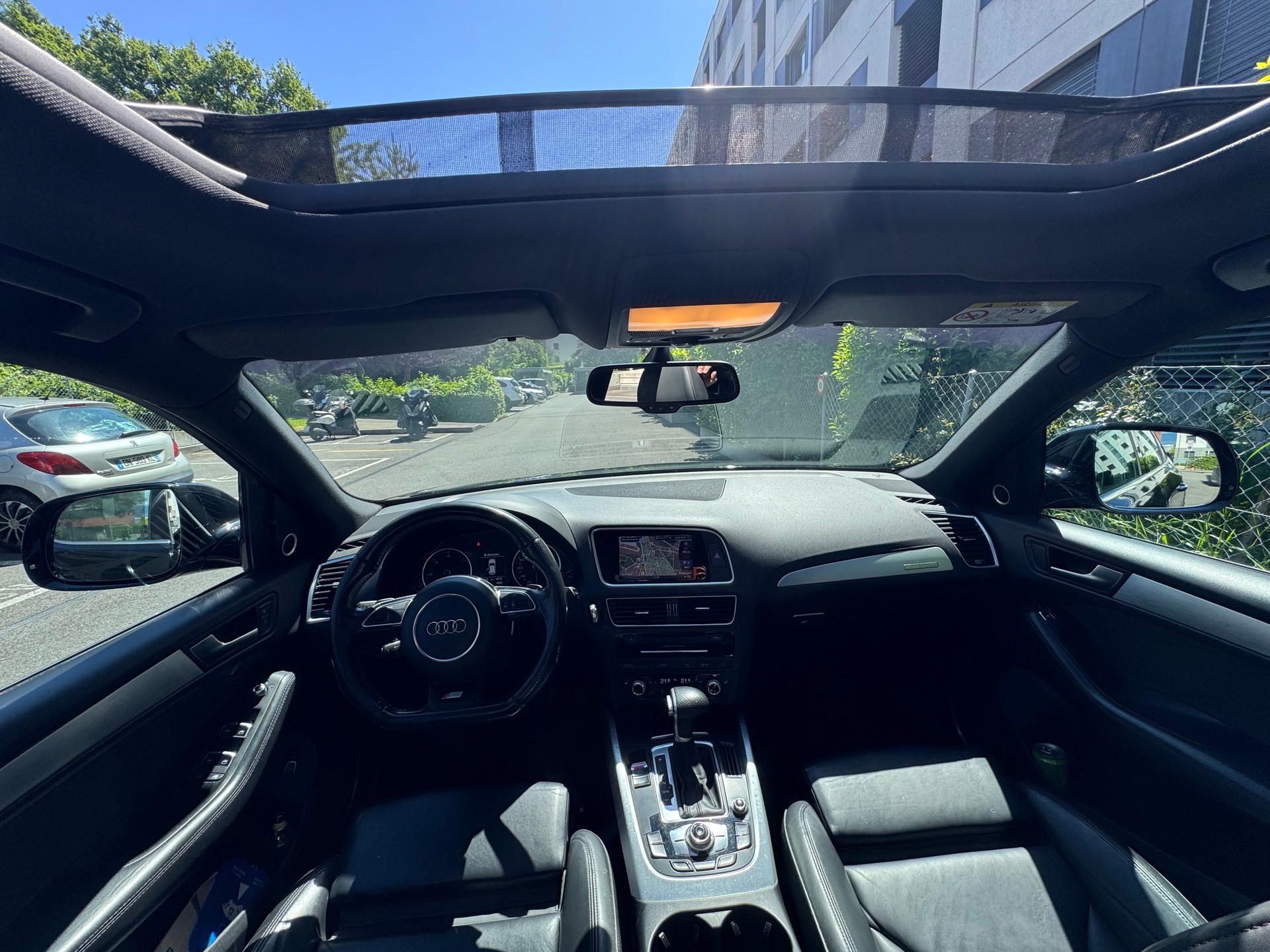 AUDI Q5 2.0 TDI quattro S-LINE S-tronic-image-9