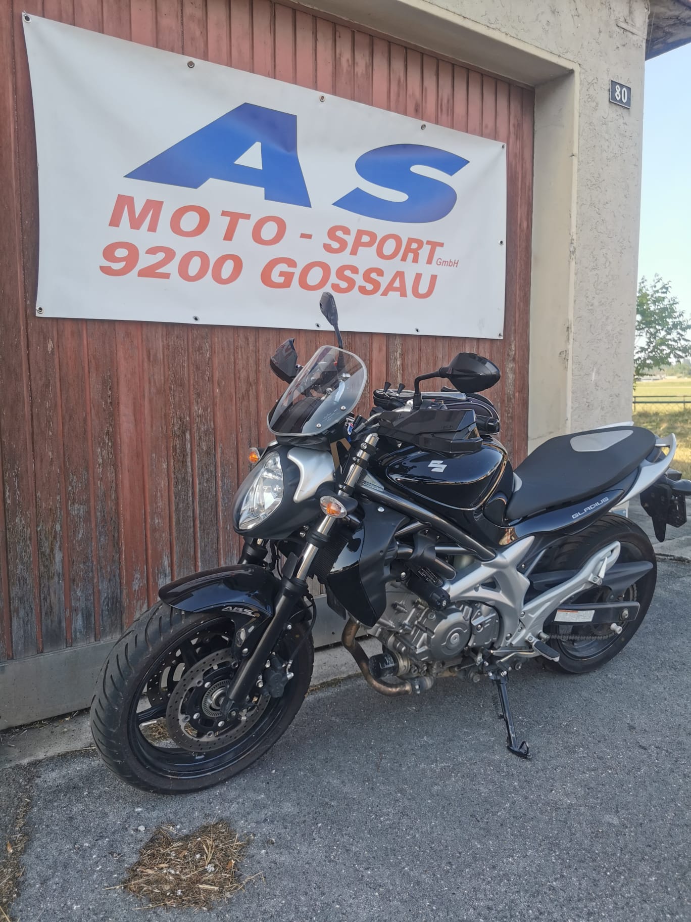 SUZUKI SFV 650 Gladius ABS-image-4
