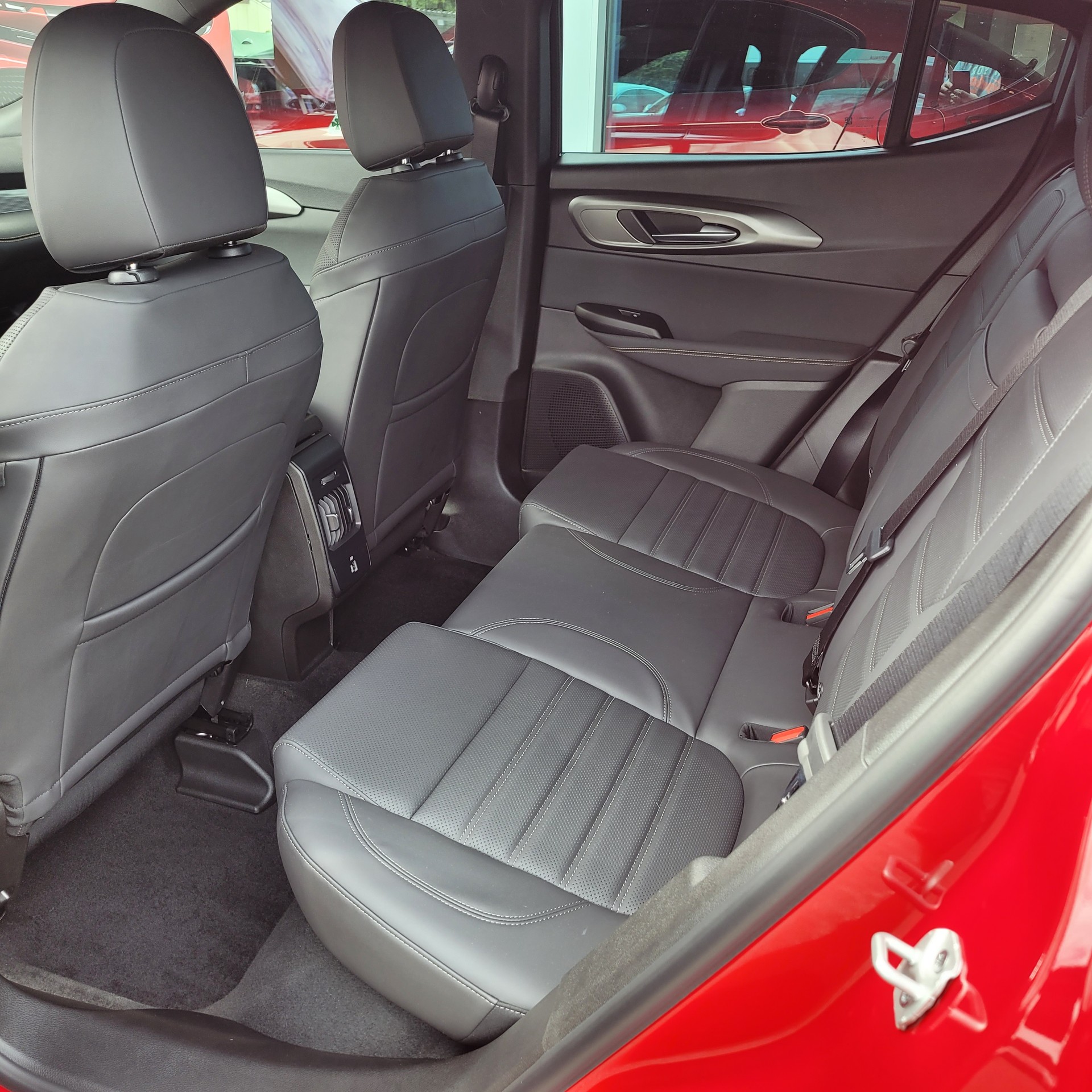 ALFA ROMEO Tonale 1.5 48V Hybrid Veloce-image-7