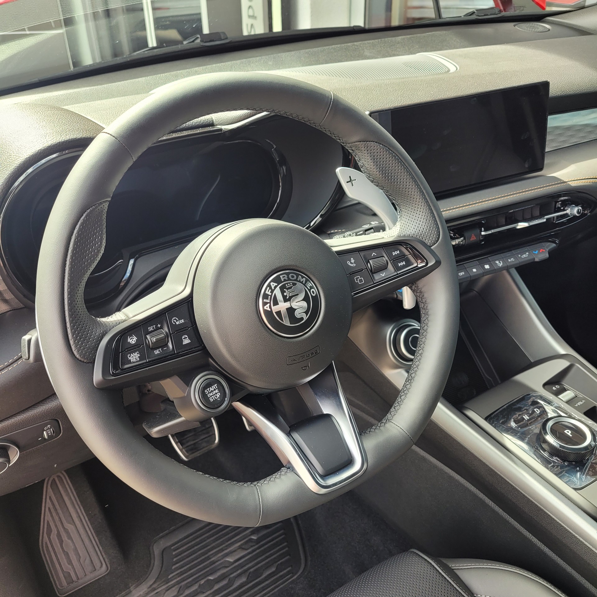ALFA ROMEO Tonale 1.5 48V Hybrid Veloce-image-8