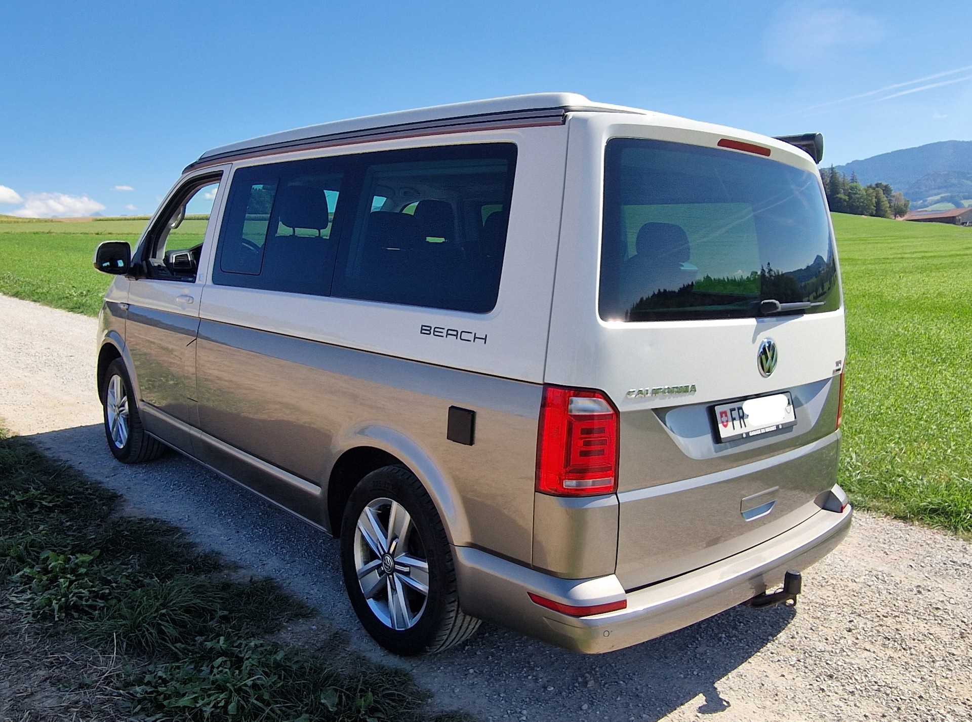 VW 2.0 TDI 204 Be. Liberty DSG 4m-image-2