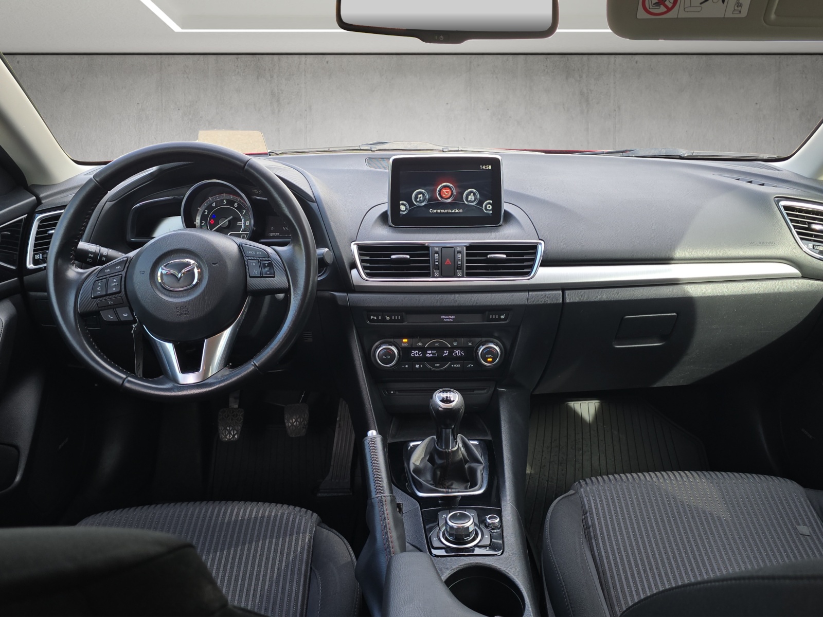 MAZDA 3 2.0 16V Revolution-image-8