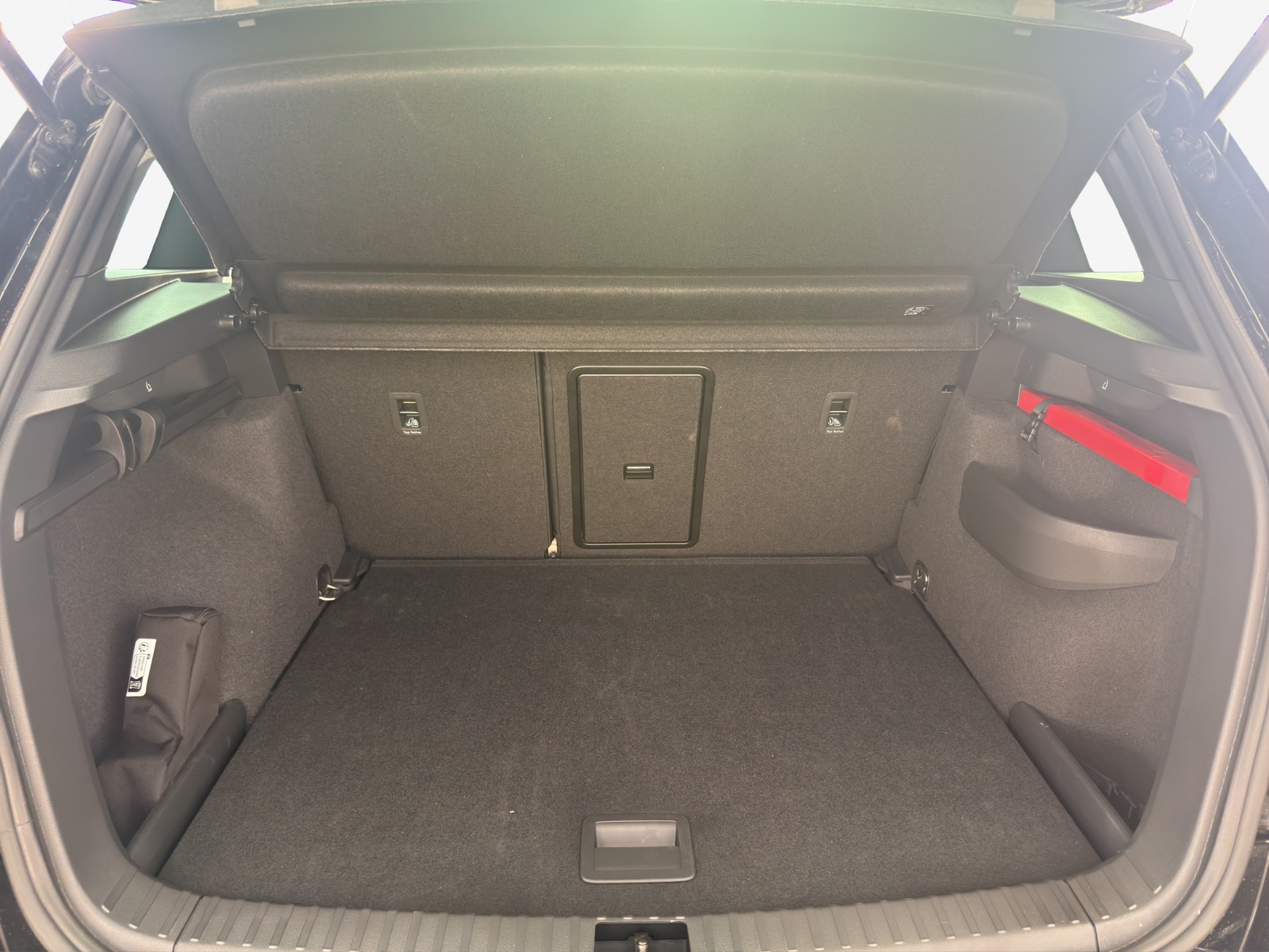 SKODA Karoq 2.0 TSI SportLine 4x4 DSG-image-12