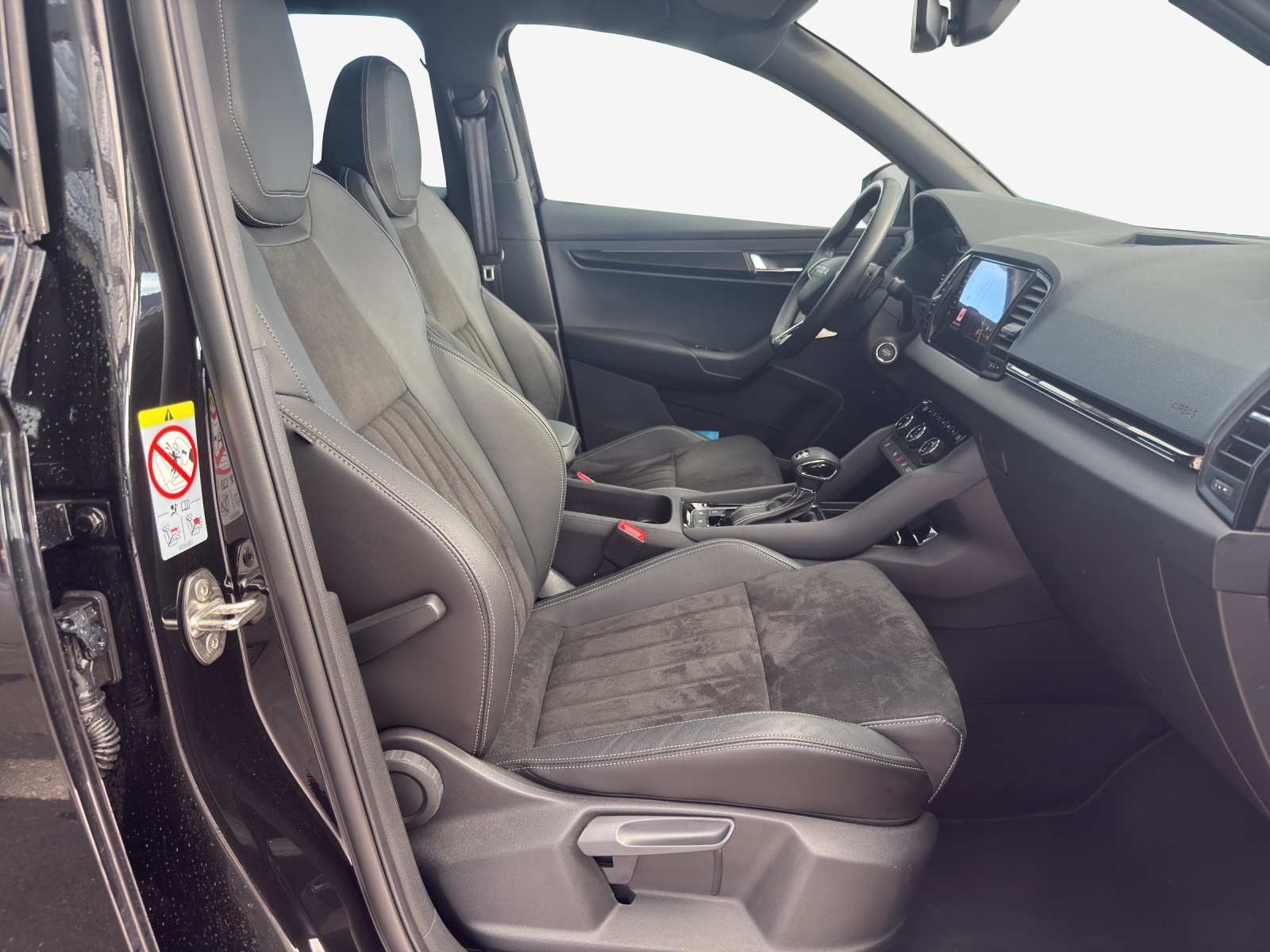 SKODA Karoq 2.0 TSI SportLine 4x4 DSG-image-14