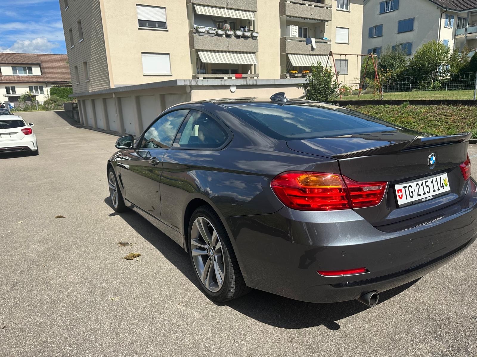 BMW 420i Coupé xDrive Luxury Line Steptronic-image-3
