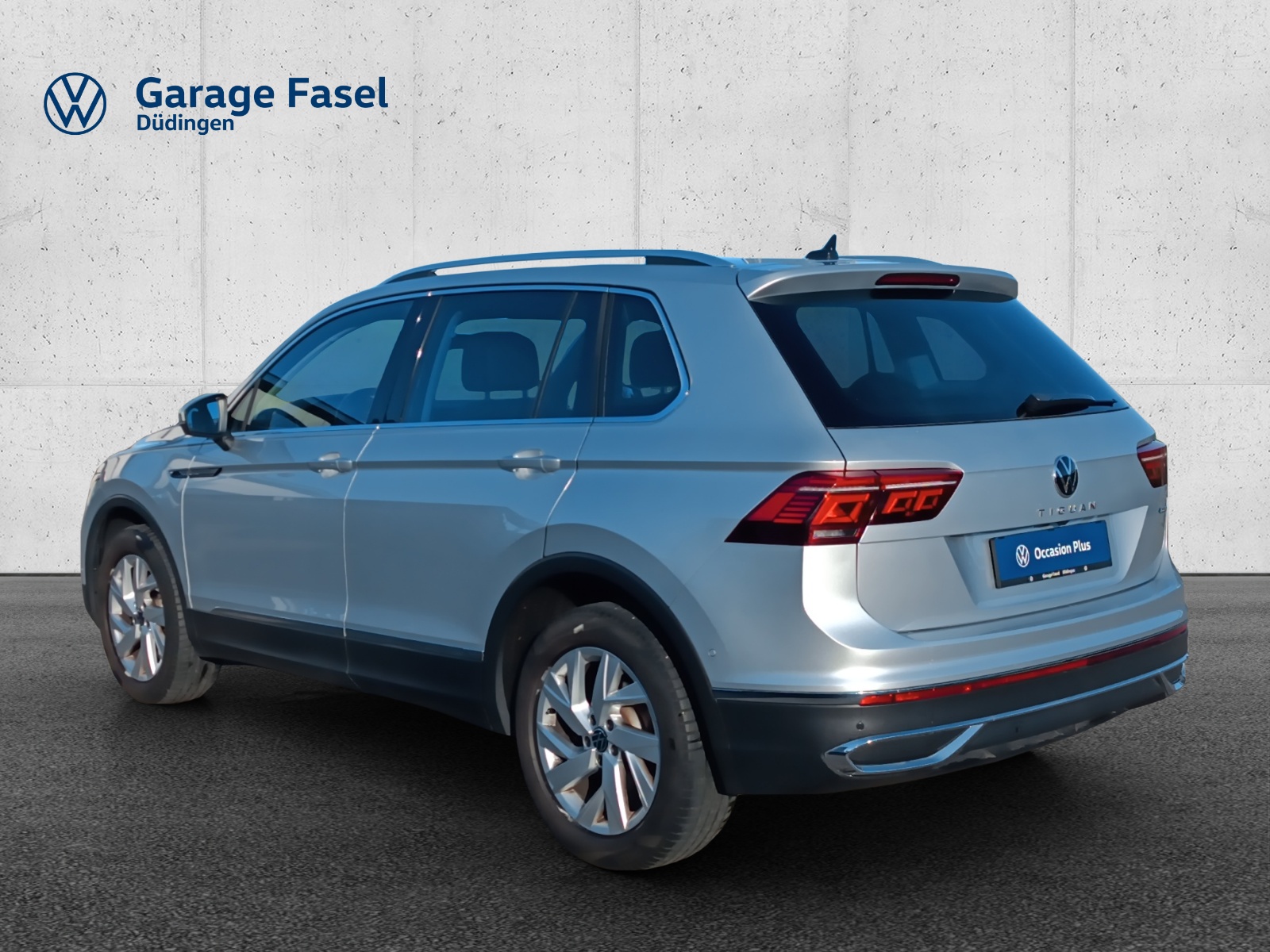 VW Tiguan 2.0 TDI SCR Elegance 4Motion DSG-image-2