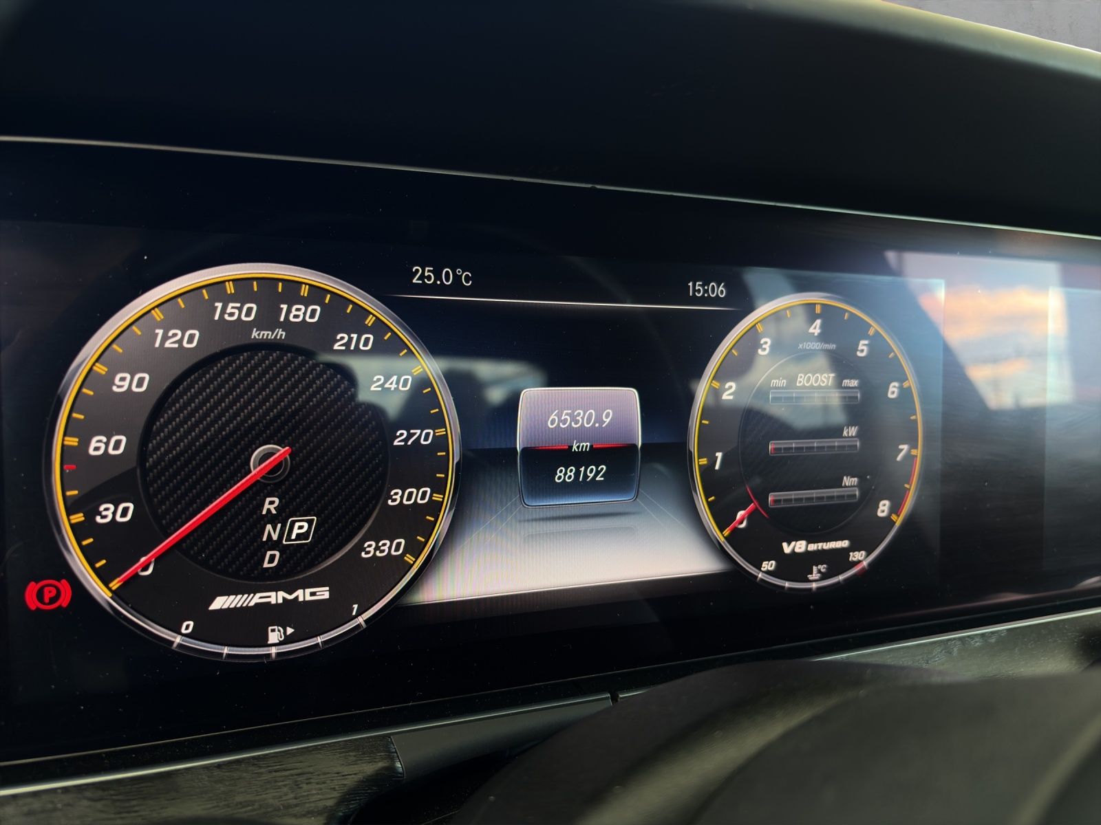 MERCEDES-BENZ E 63 AMG S 4Matic Speedshift MCT-image-10
