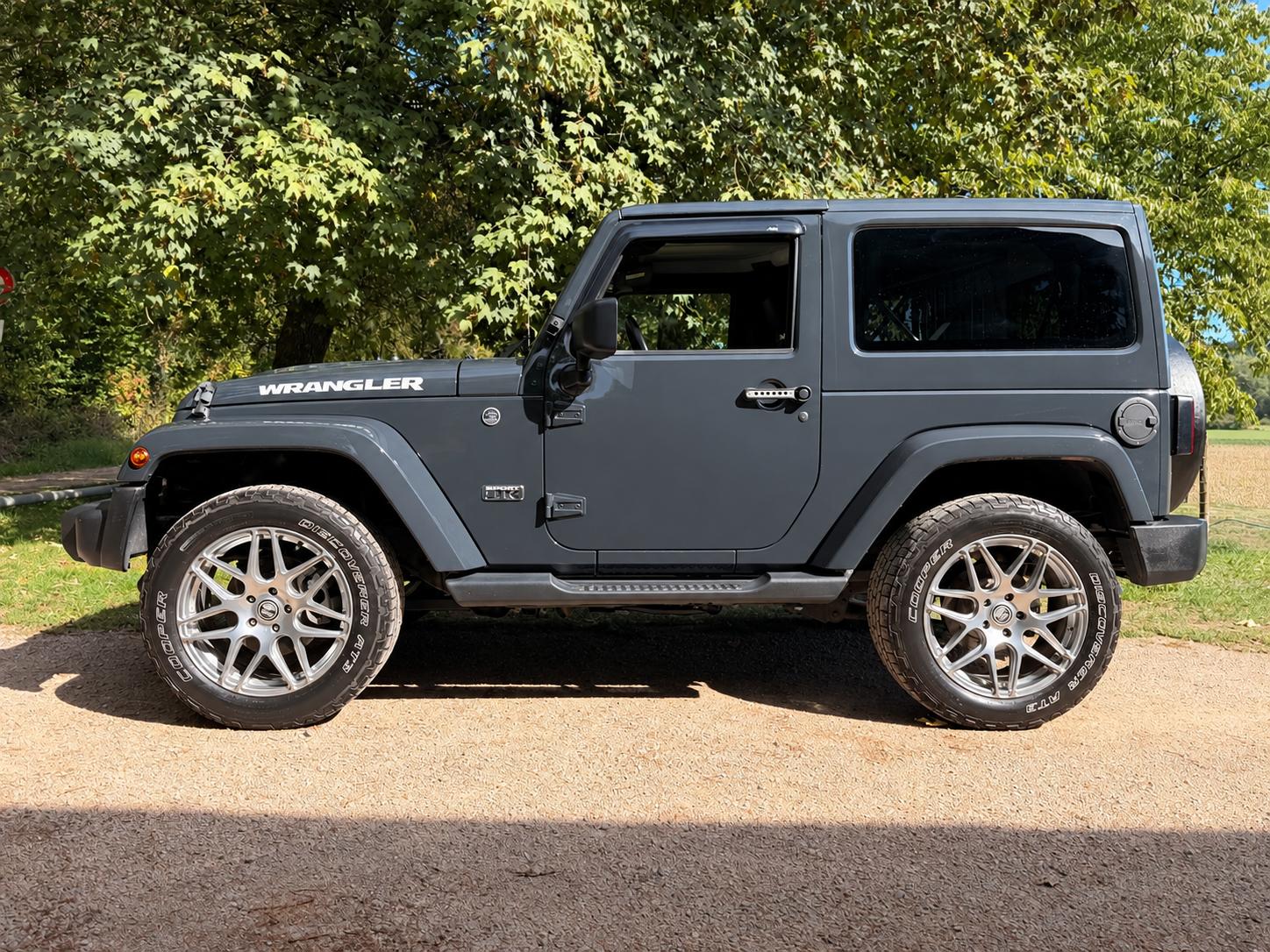 JEEP 2.8 CRD JK Edition-image-14