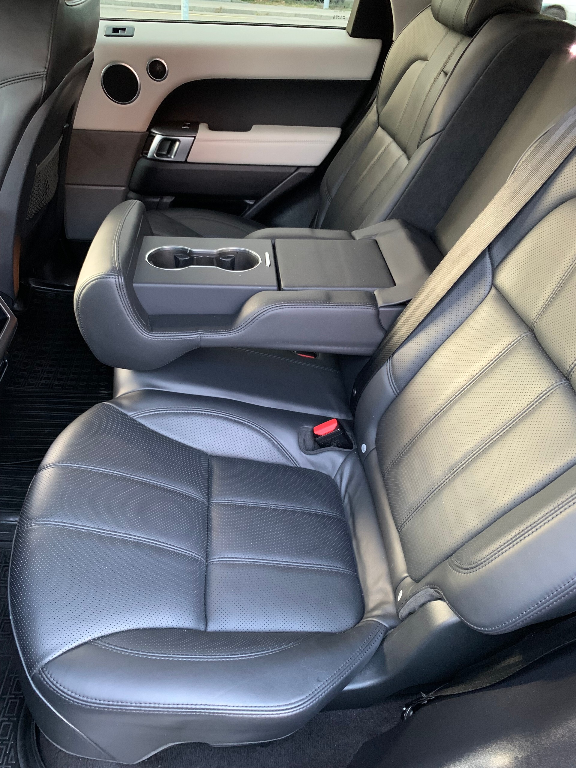 LAND ROVER Range Rover Sport 3.0 SDV6 HSE Automatic-image-8