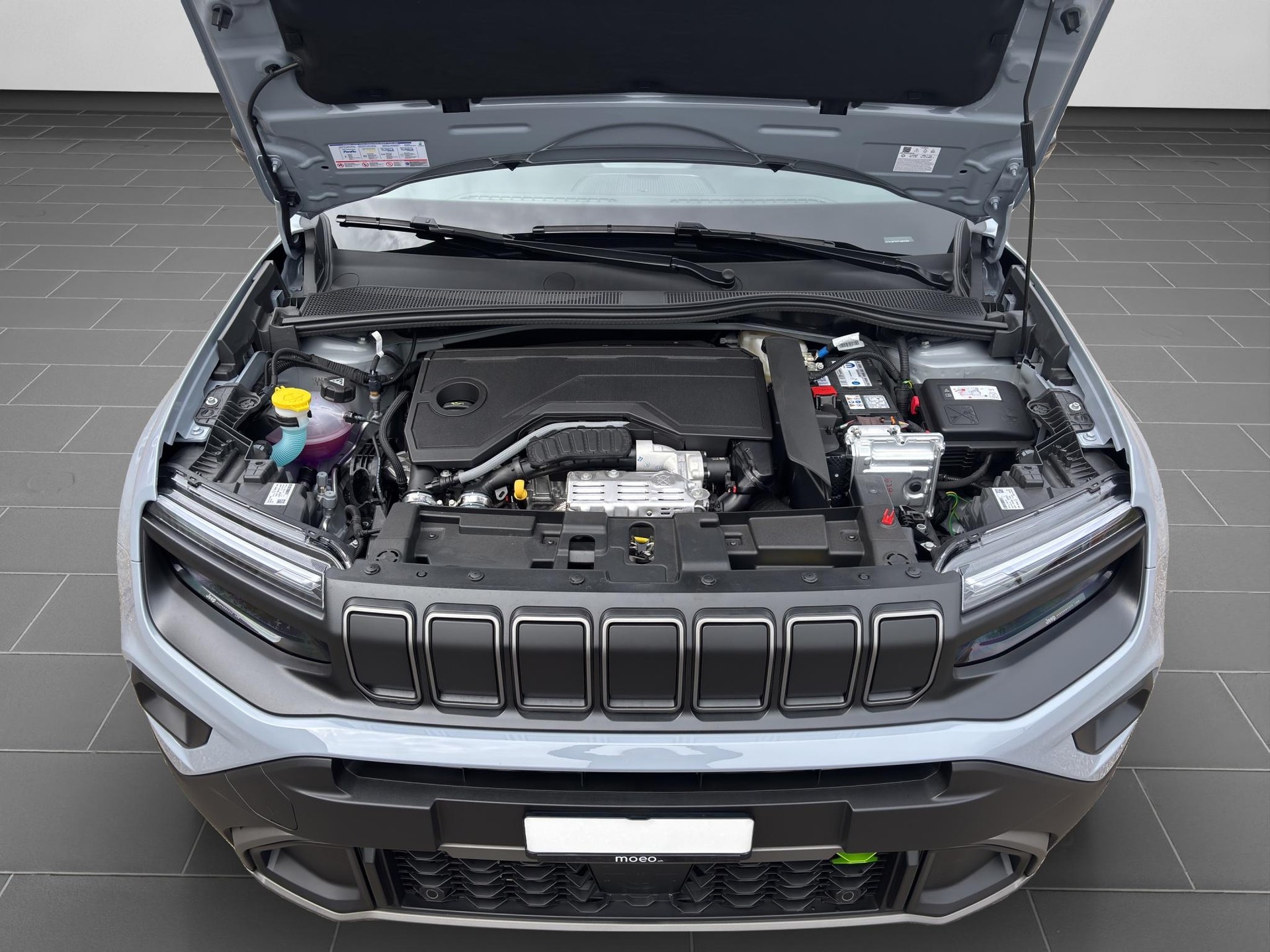 JEEP Avenger 1.2 MHEV Overland 4xe-image-21