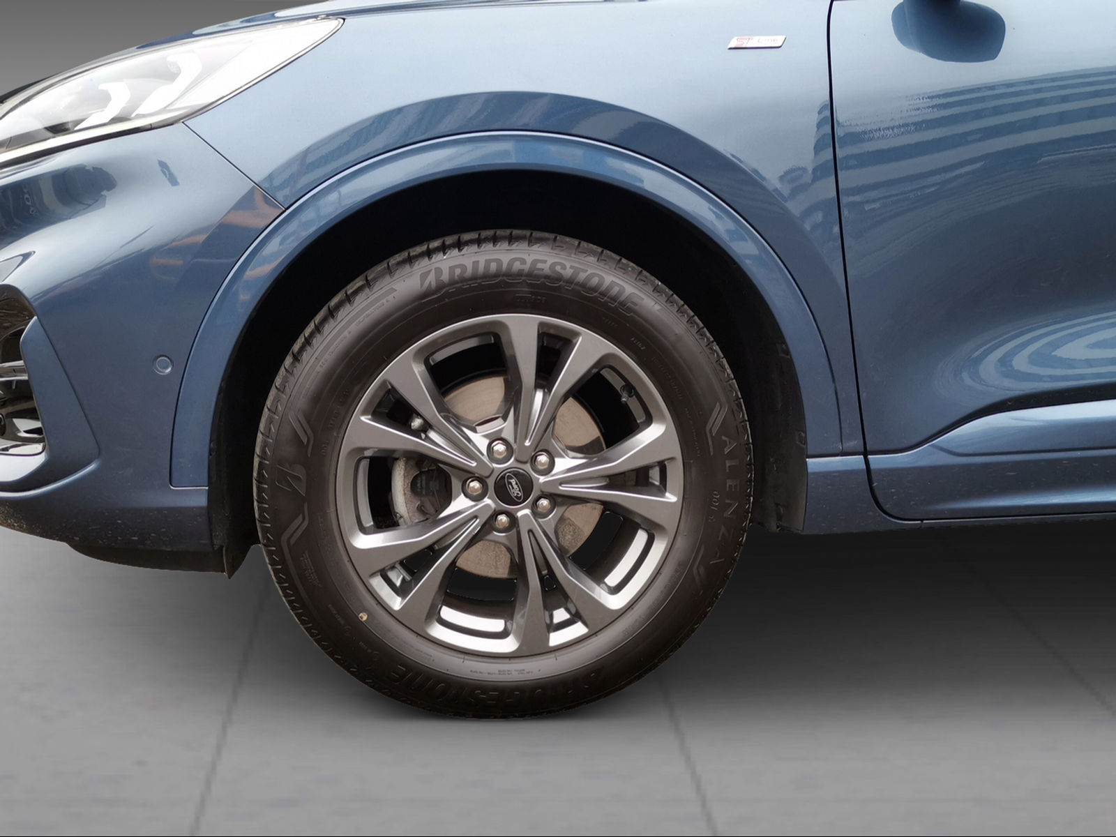 FORD Kuga 2.5 Hybrid ST-Line X 4x4-image-14