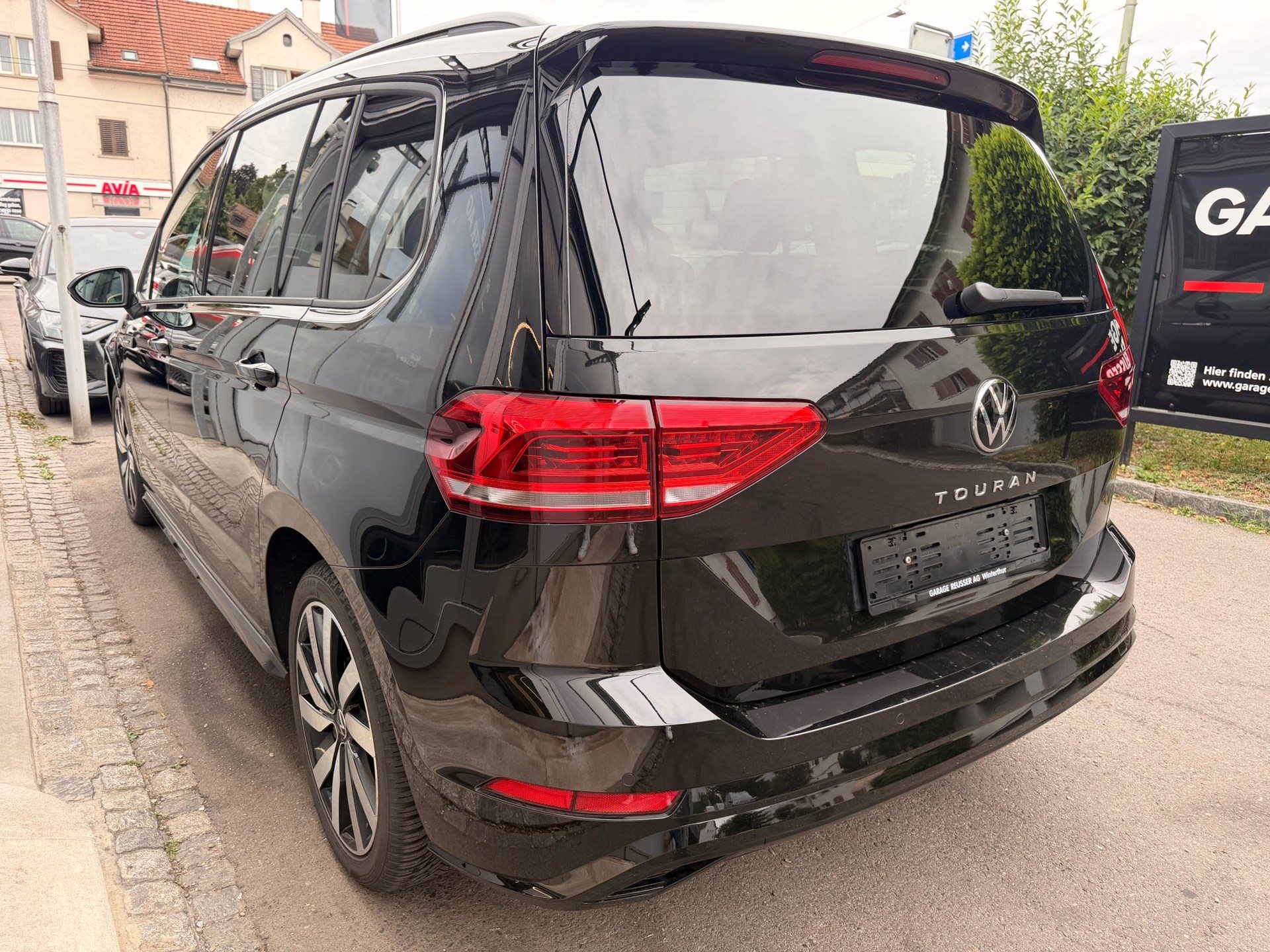 VW Touran 1.5 TSI Highline R-LINE *** TOP AUSSTATTUNG ***-image-5