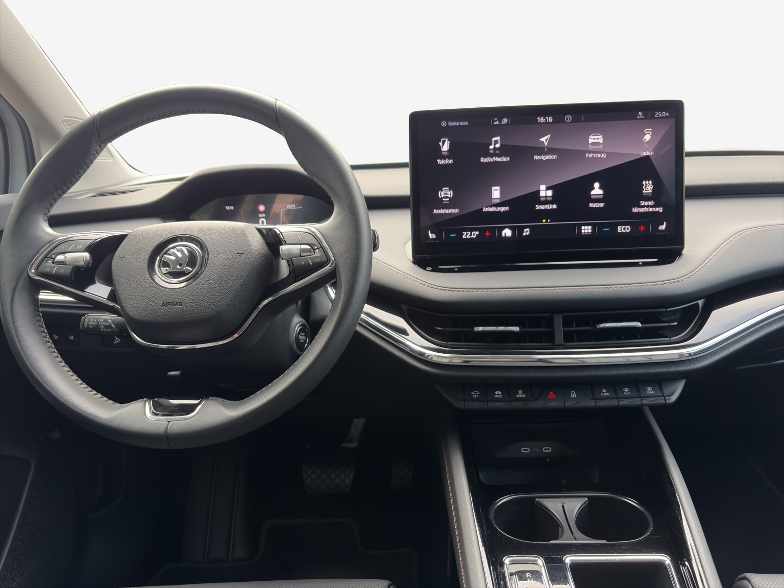 SKODA Enyaq iV 80-image-9