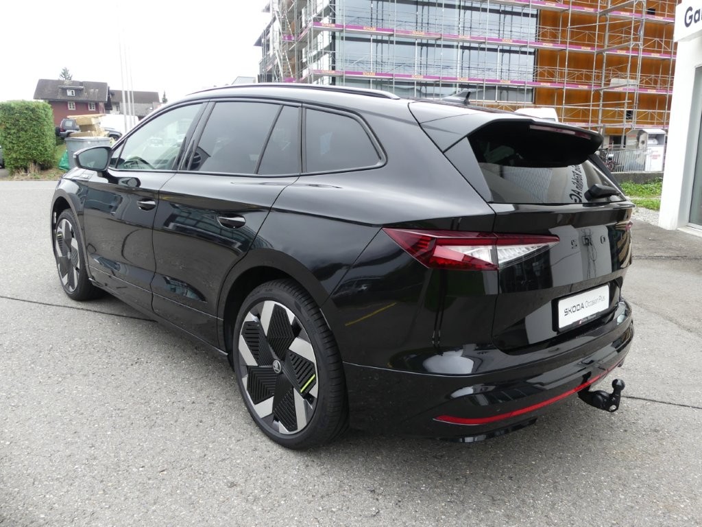 SKODA Enyaq 4x4 RS-image-1