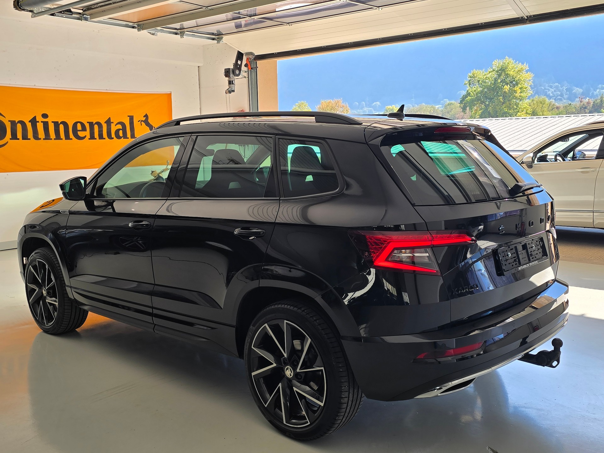 SKODA Karoq 2.0 TSI SportLine 4x4 DSG-image-6