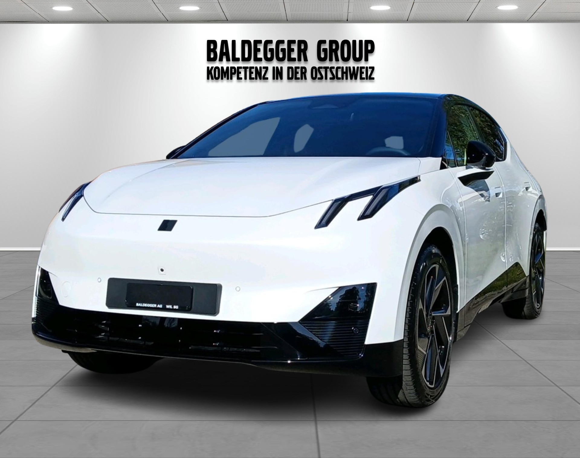 LYNK & CO 02