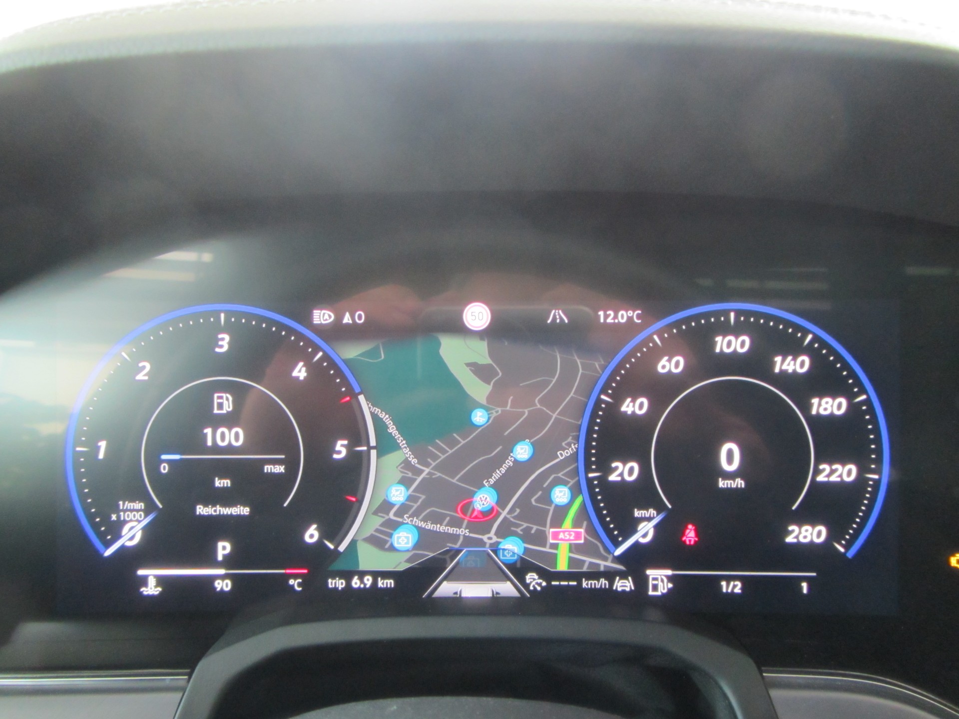 VW Touareg 3.0 TDI R-Line Tiptronic-image-7