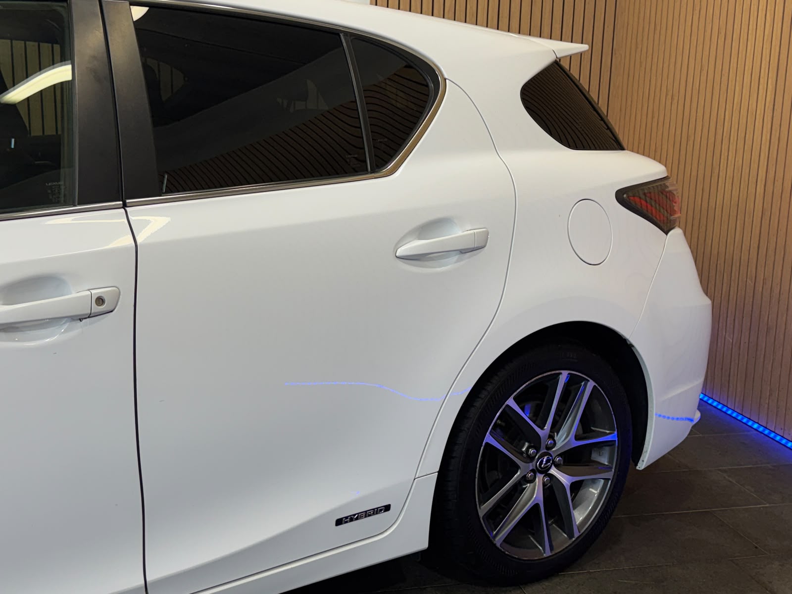LEXUS CT 200h 1.8 excellence CVT-image-7