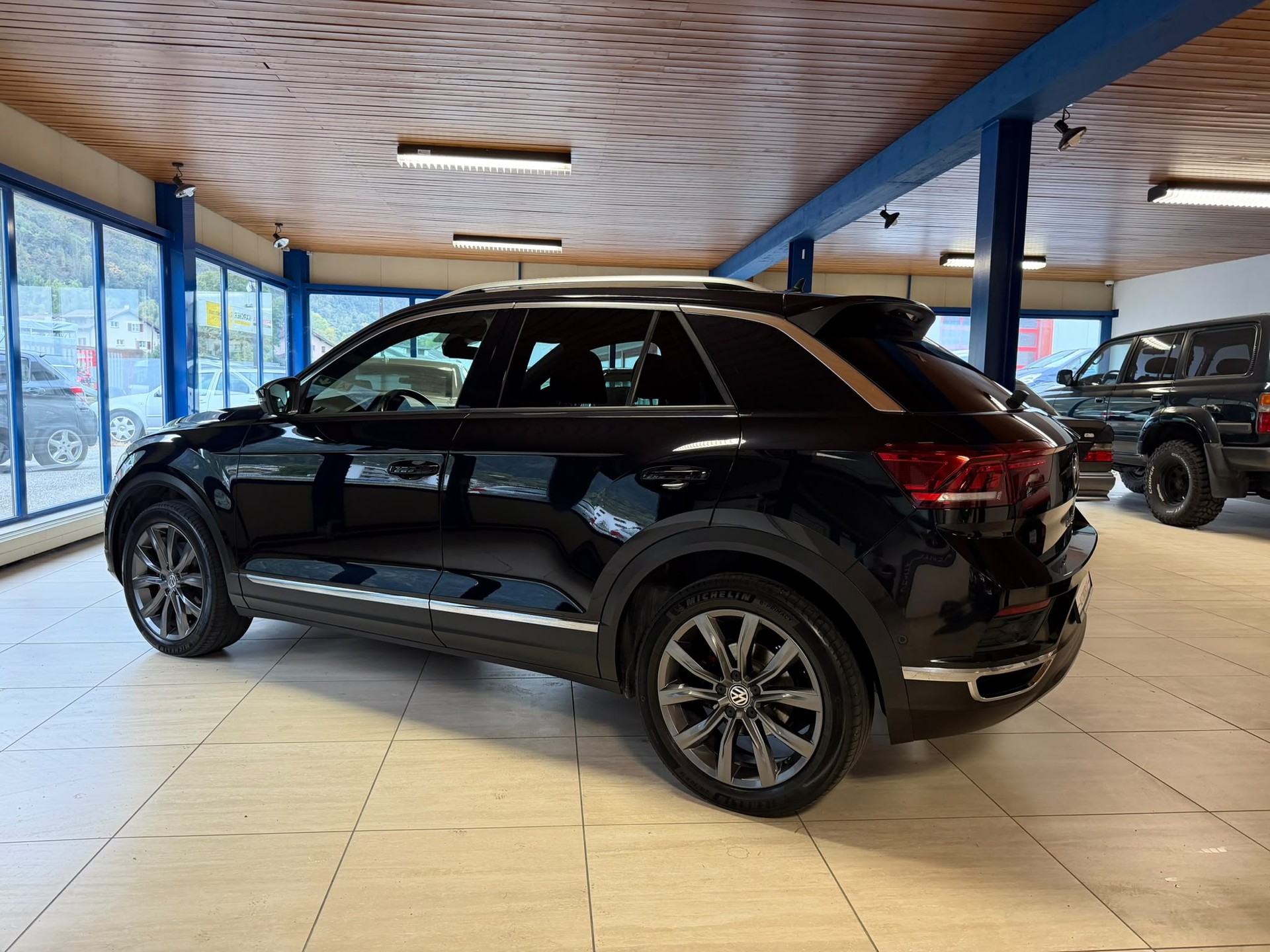 VW T-Roc 2.0 TSI Sport DSG 4Motion-image-10