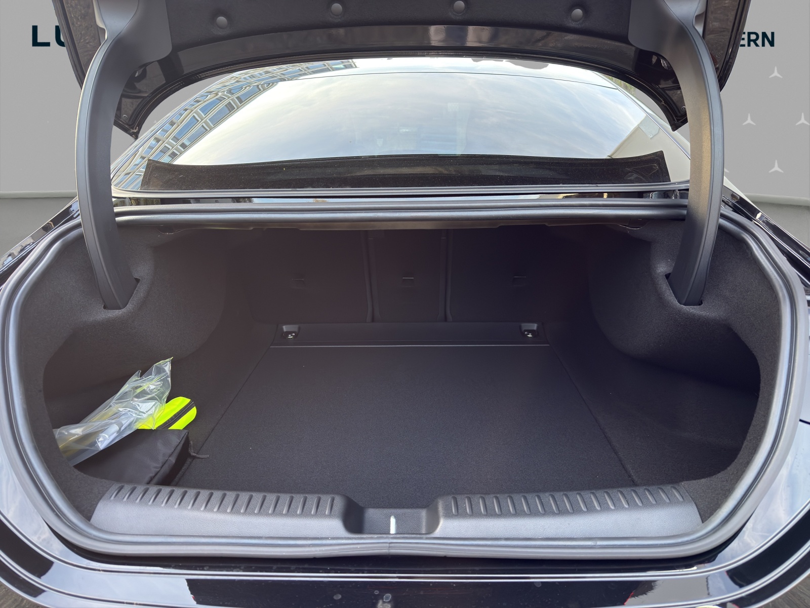 MERCEDES-BENZ CLA 250+ 85 kWh EQ-image-14
