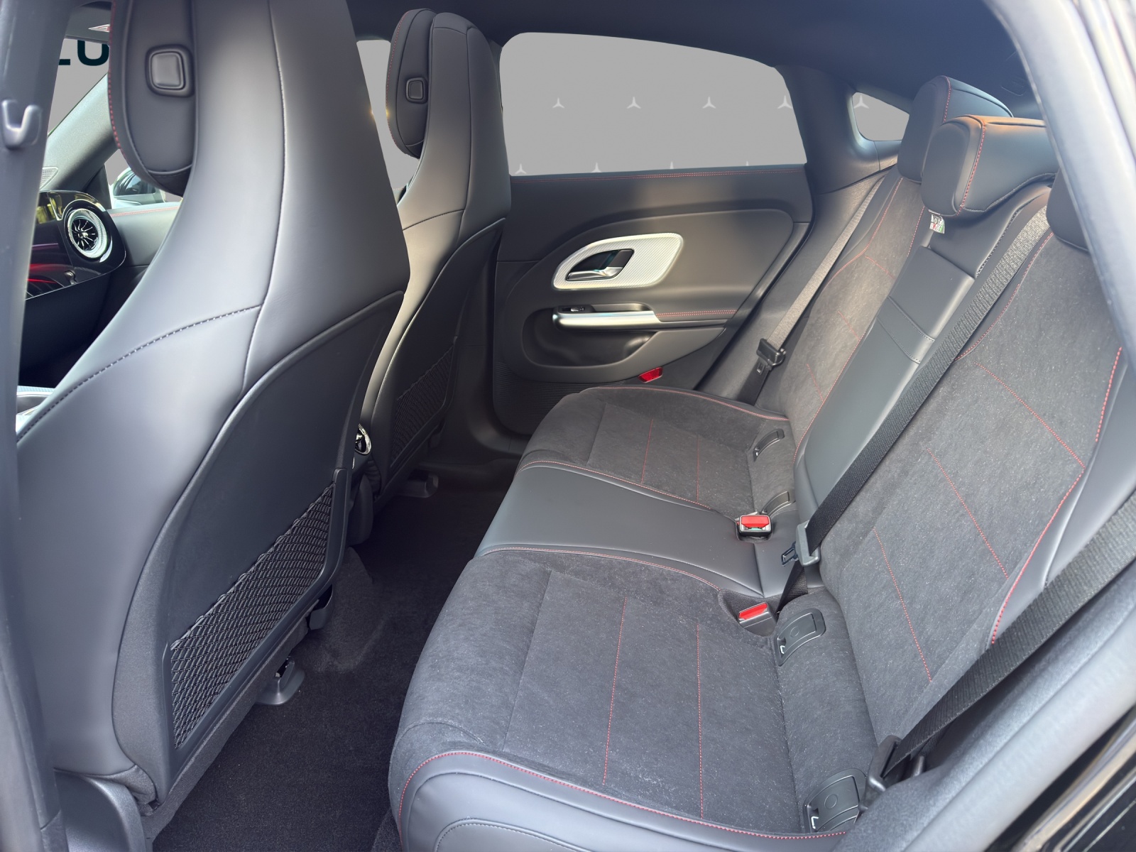 MERCEDES-BENZ CLA 250+ 85 kWh EQ-image-13