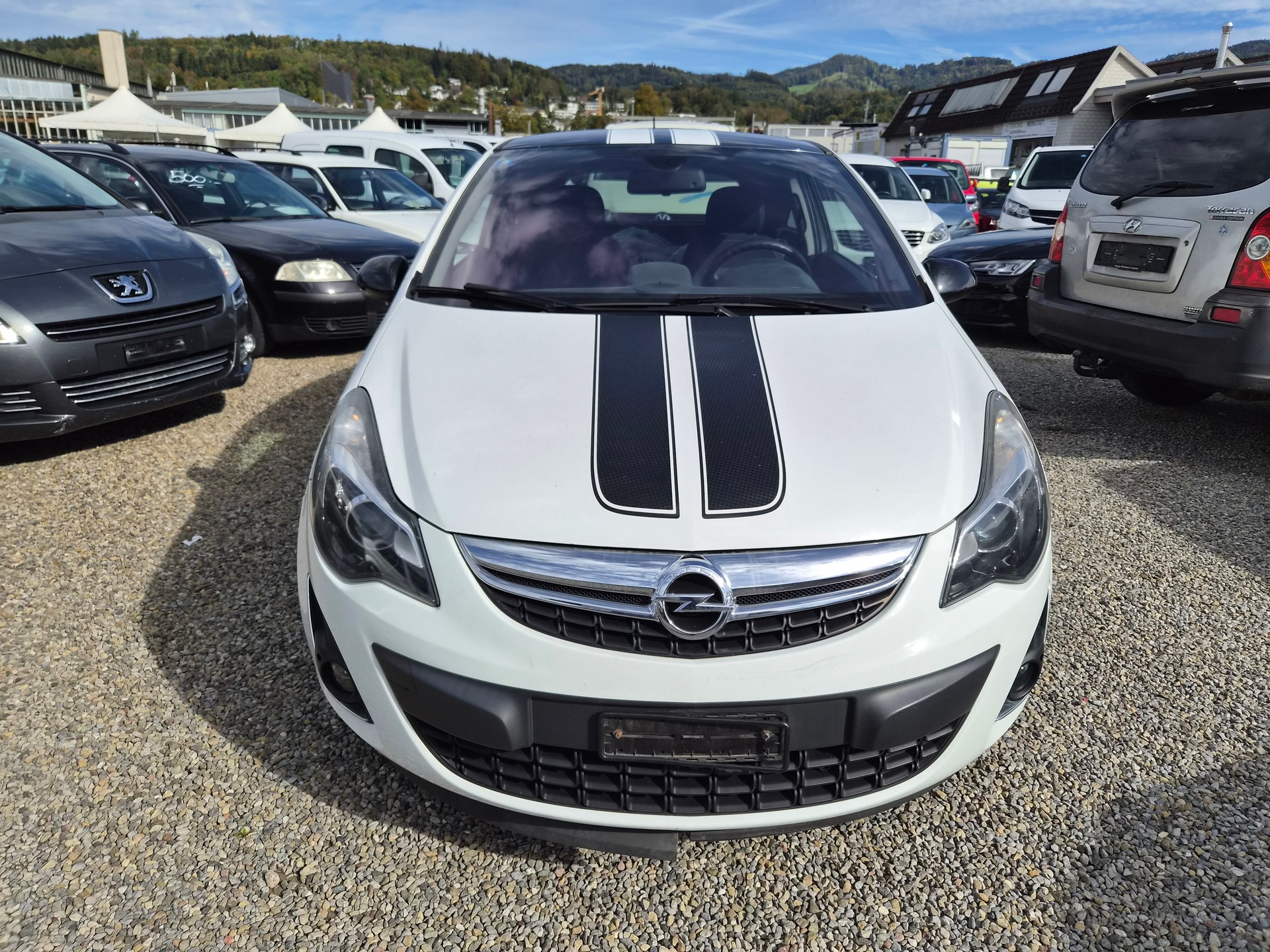 OPEL Corsa 1.4 Turbo Color Edition-image-1