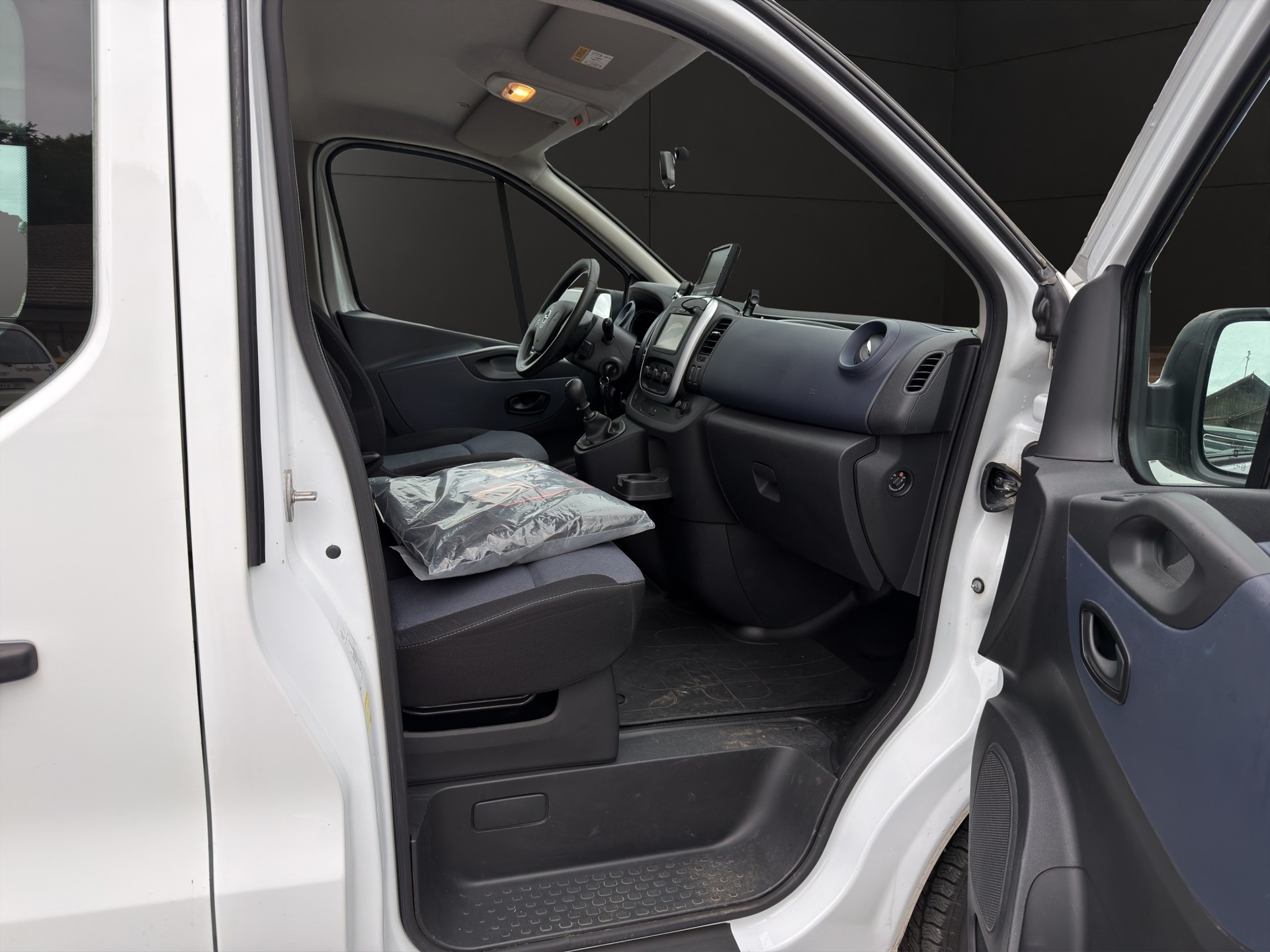 OPEL Vivaro 1.6 BiTurbo CDTI ecoFLEX 2.9t L2H1-image-14