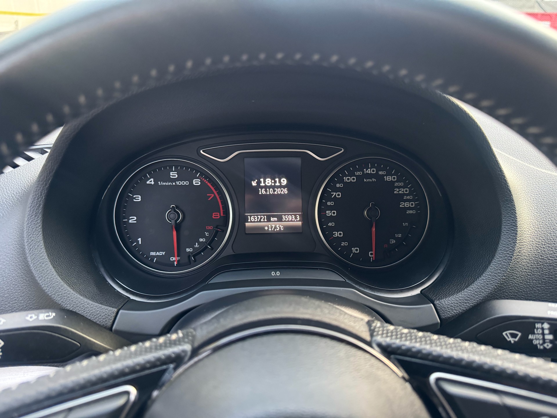 AUDI A3 Sportback S-LINE 35 TFSI Sport-image-19