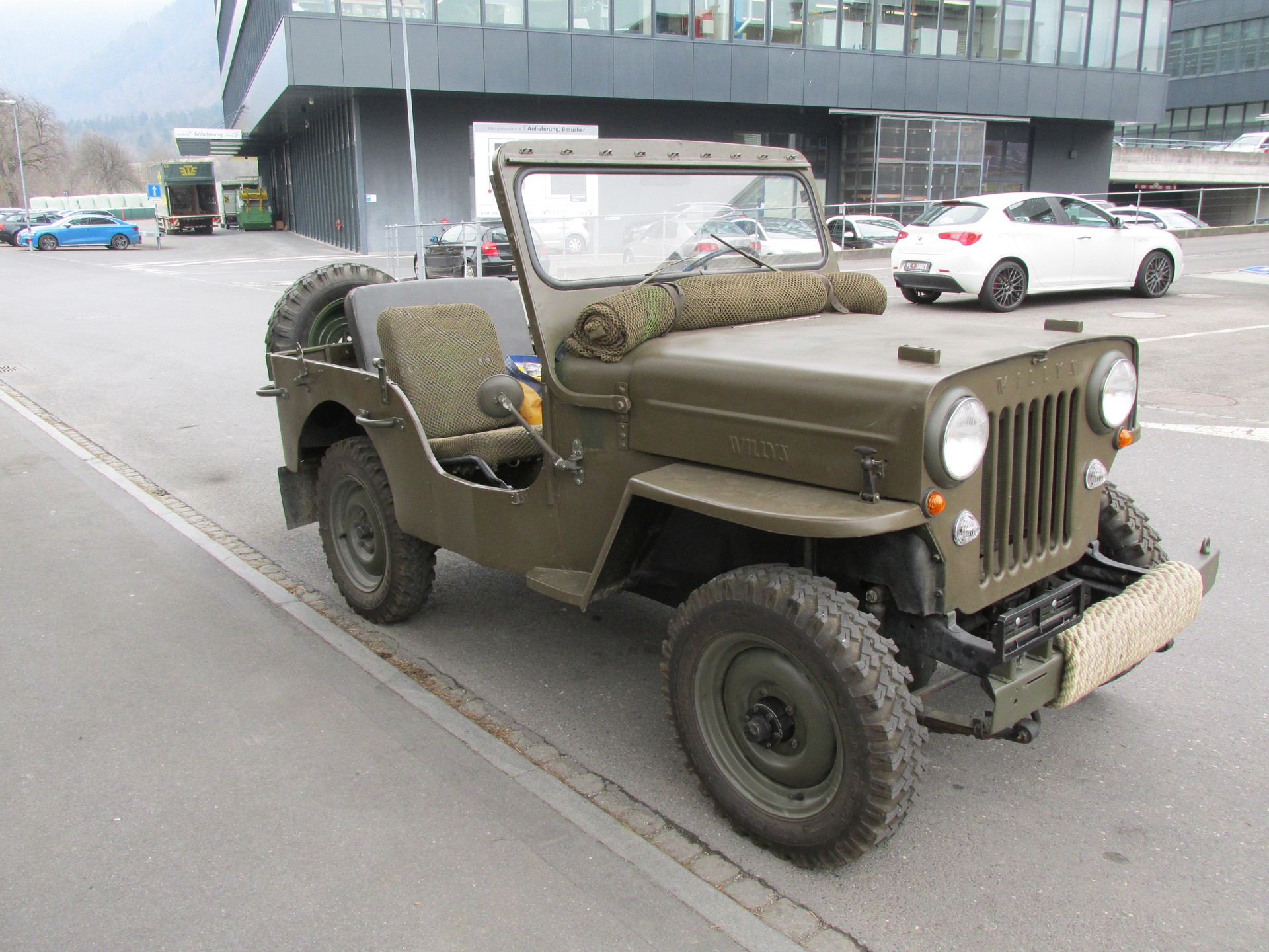 WILLYS CJ 3B CH Armee-image-6