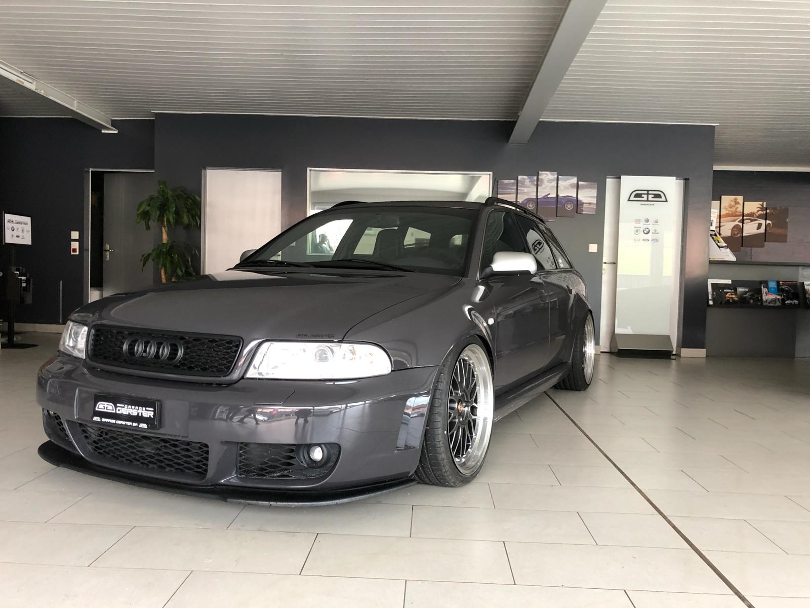 AUDI RS4 Avant quattro-image-0