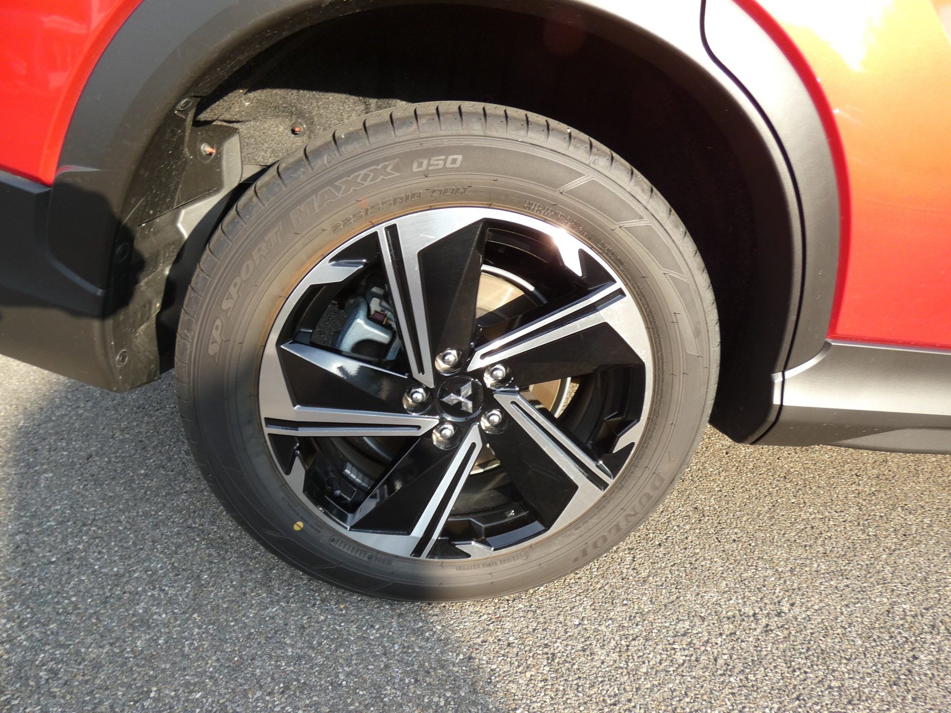 MITSUBISHI Eclipse Cross 2.4 PHEV Style Business 4WD-image-5