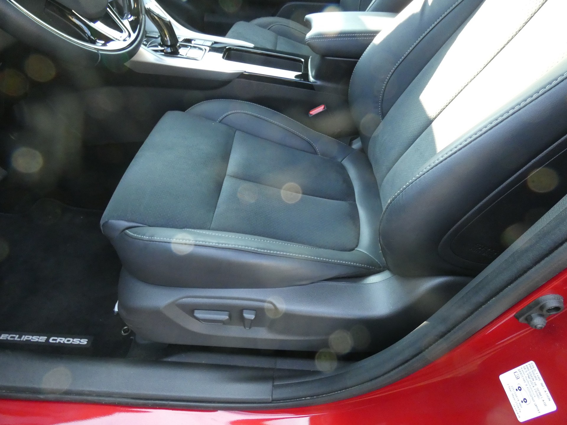 MITSUBISHI Eclipse Cross 2.4 PHEV Style Business 4WD-image-7