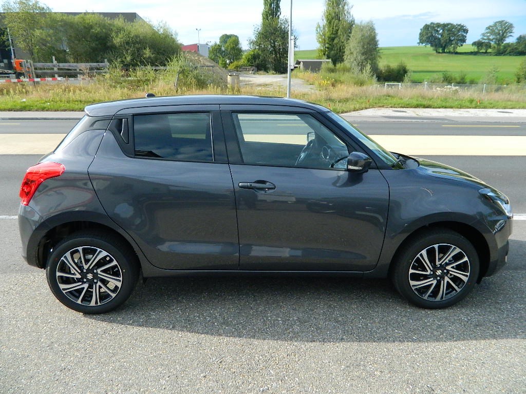 SUZUKI Swift 1.2 Compact Top 4x4 Hybrid-image-5